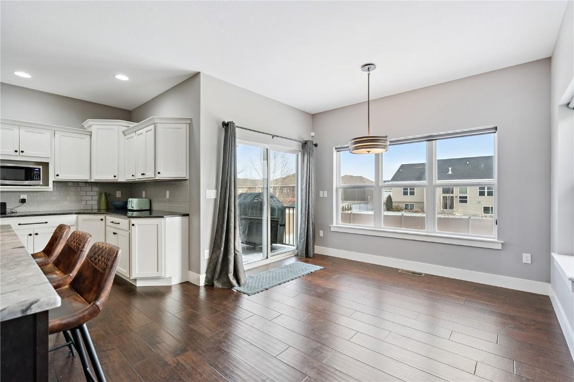 Robins, Iowa, 52328, United States, 4 Bedrooms Bedrooms, ,3 BathroomsBathrooms,Residential,For Sale,2006162