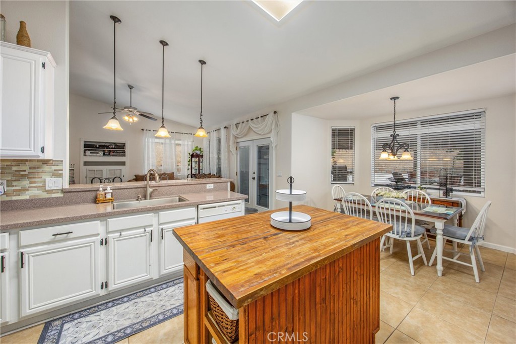 Apple Valley, California, 92307, United States, 5 Bedrooms Bedrooms, ,3 BathroomsBathrooms,Residential,For Sale,2049361