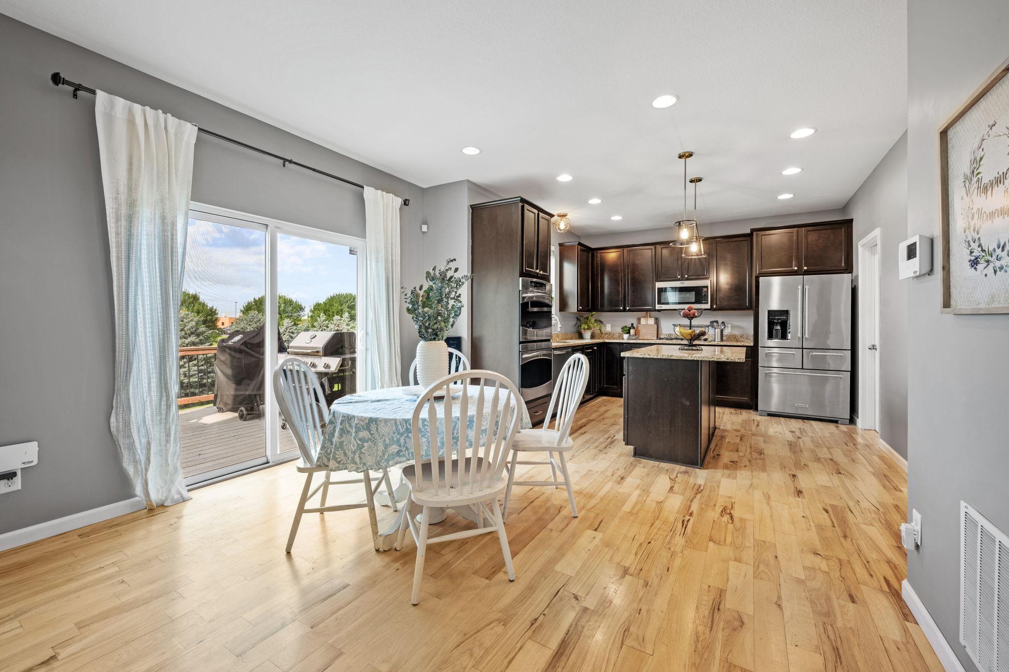 Lakeville, Minnesota, 55044, United States, 4 Bedrooms Bedrooms, ,3 BathroomsBathrooms,Residential,For Sale,1992013