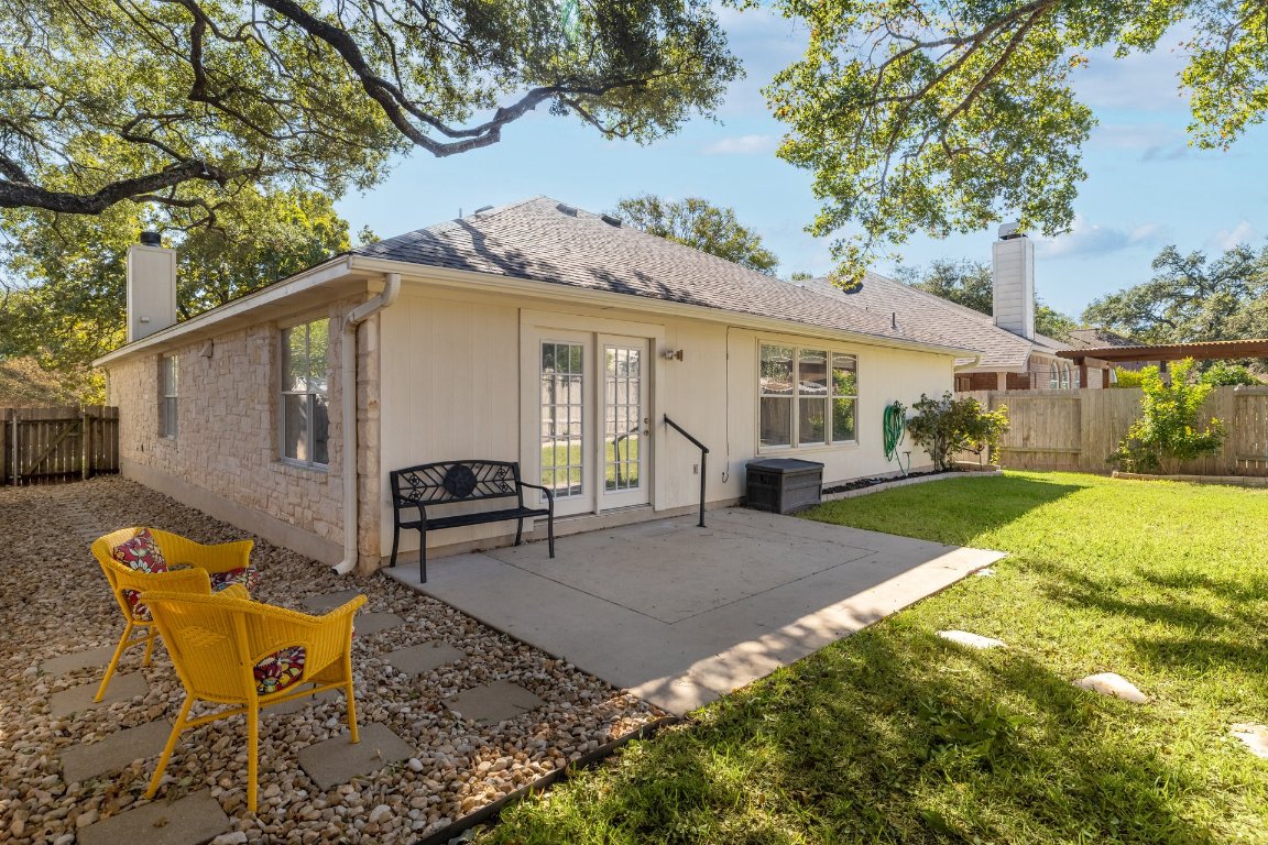 Austin, Texas, 78749, United States, 4 Bedrooms Bedrooms, ,2 BathroomsBathrooms,Residential,For Sale,1985456