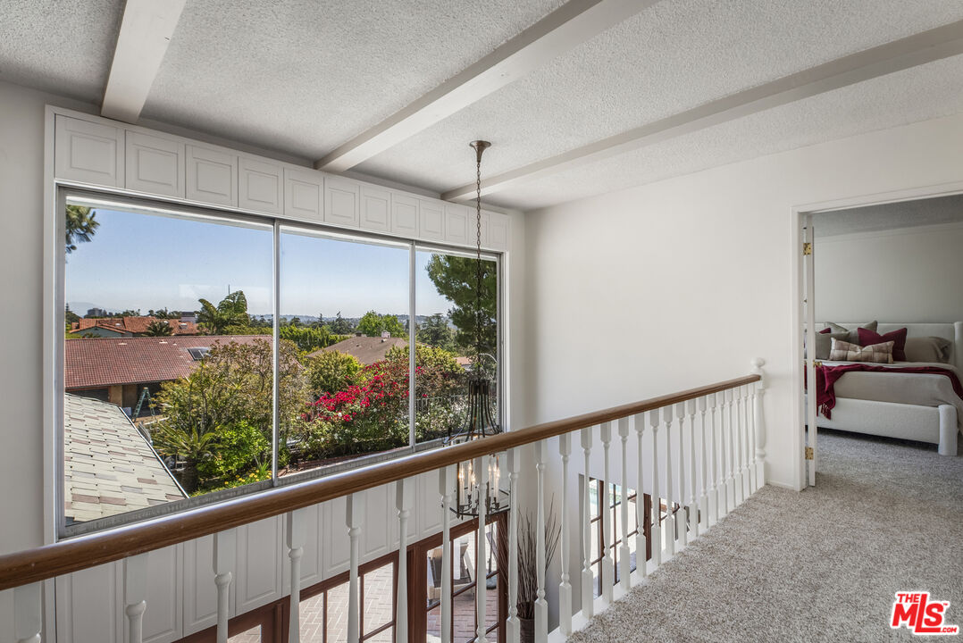 Los Angeles, California, 90027, United States, 4 Bedrooms Bedrooms, ,4 BathroomsBathrooms,Residential,For Sale,1918176