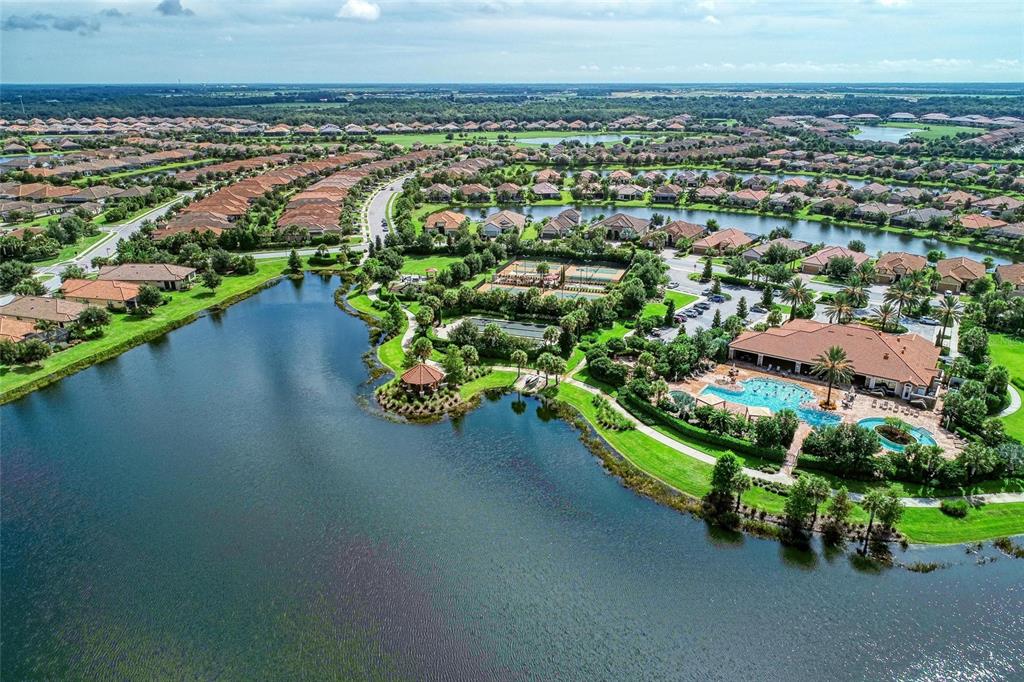 Bradenton, Florida, 34211, United States, 3 Bedrooms Bedrooms, ,3 BathroomsBathrooms,Residential,For Sale,1784146