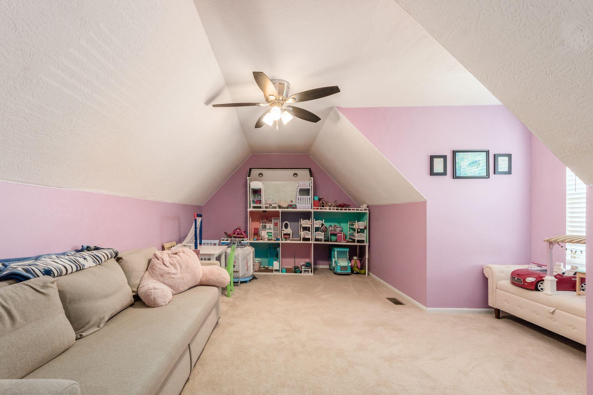 Orient, Ohio, 43146, United States, 4 Bedrooms Bedrooms, ,3 BathroomsBathrooms,Residential,For Sale,1877383