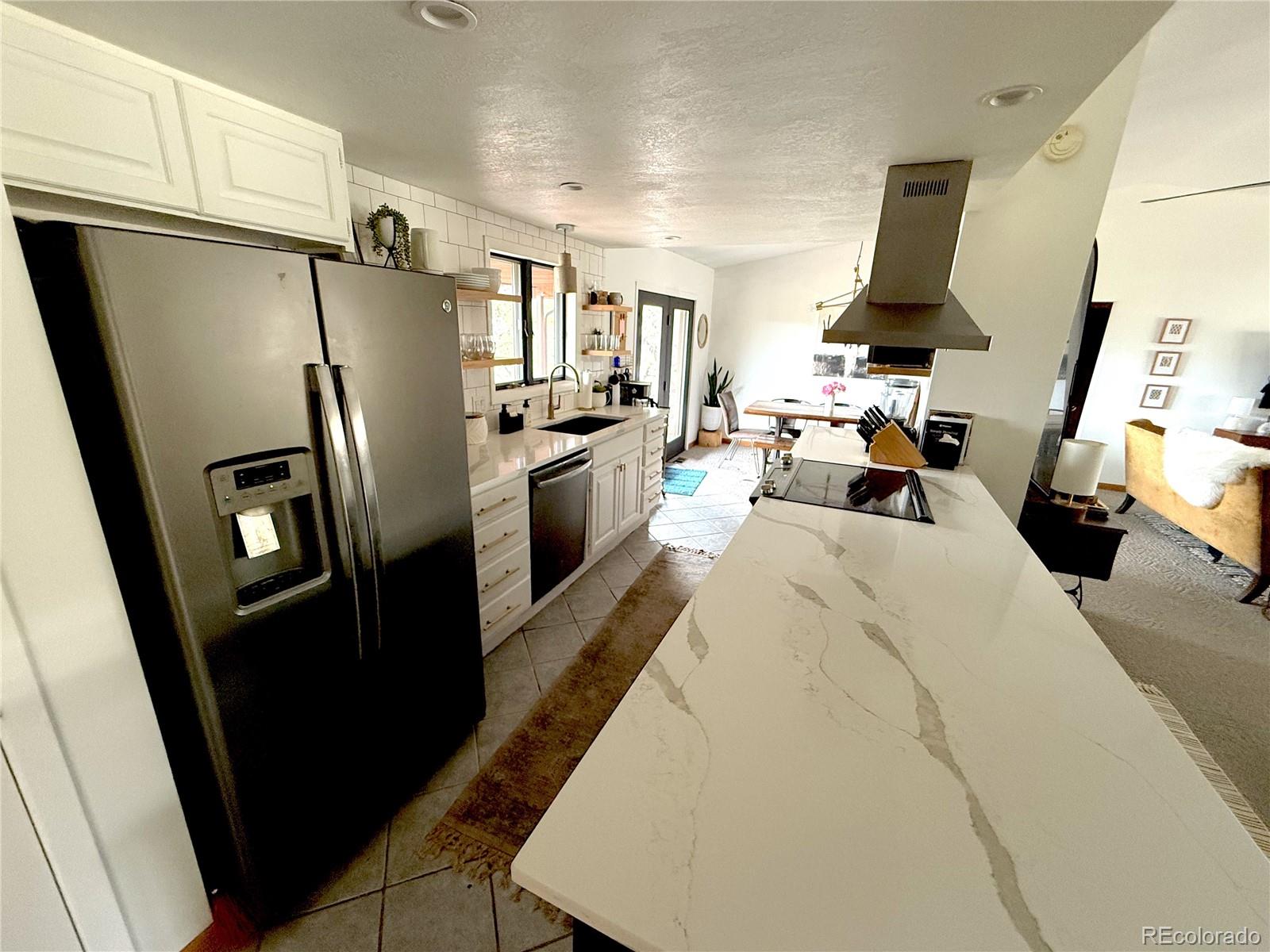 Howard, Colorado, 81233, United States, 3 Bedrooms Bedrooms, ,1 BathroomBathrooms,Residential,For Sale,1921961