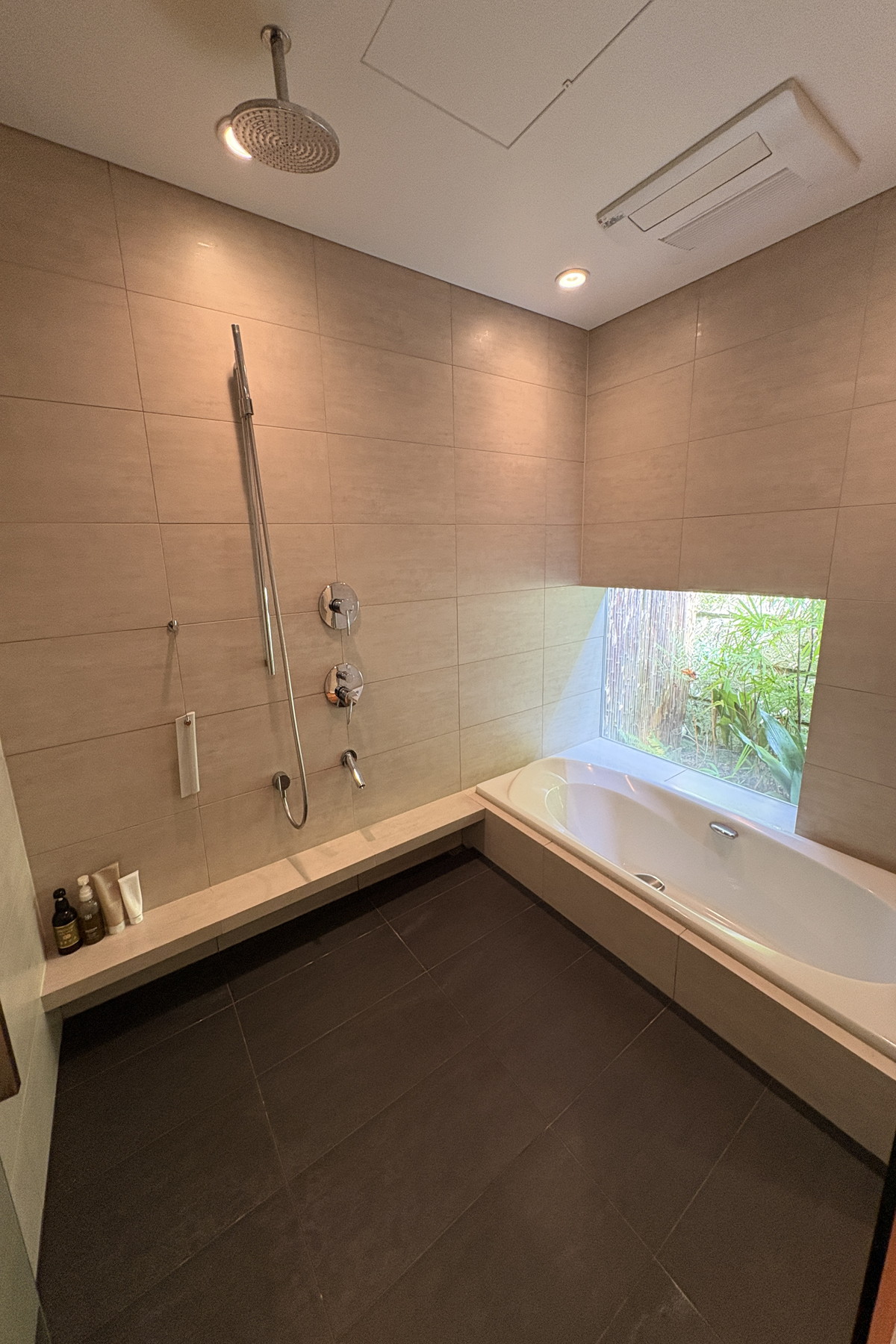  A private residence with panoramic views of the ocean and Mount Kamakura - 物件實景