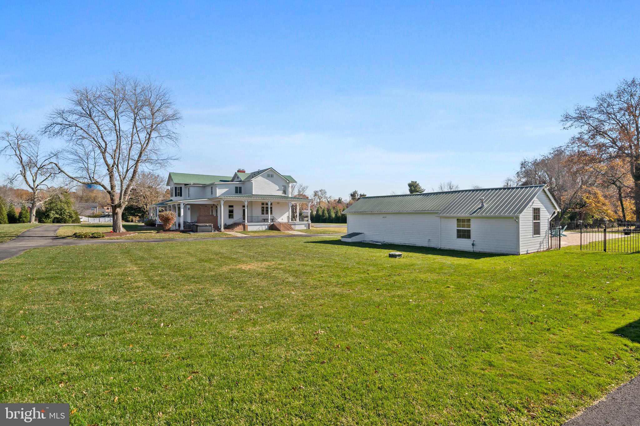 La Plata, Maryland, 20646, United States, 5 Bedrooms Bedrooms, ,4 BathroomsBathrooms,Residential,For Sale,1990245