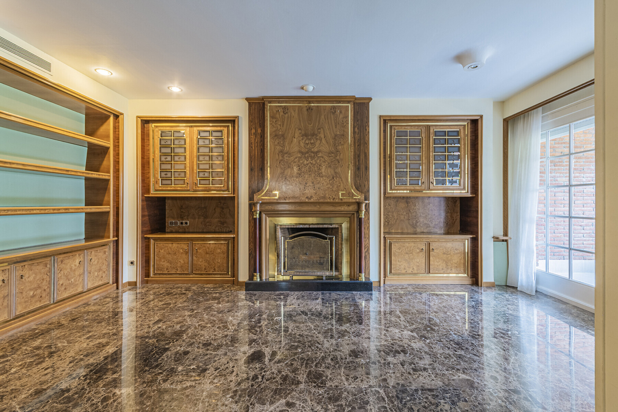  Exclusive apartment with a terrace in a prestigious gated community in Barcelona - 物件實景