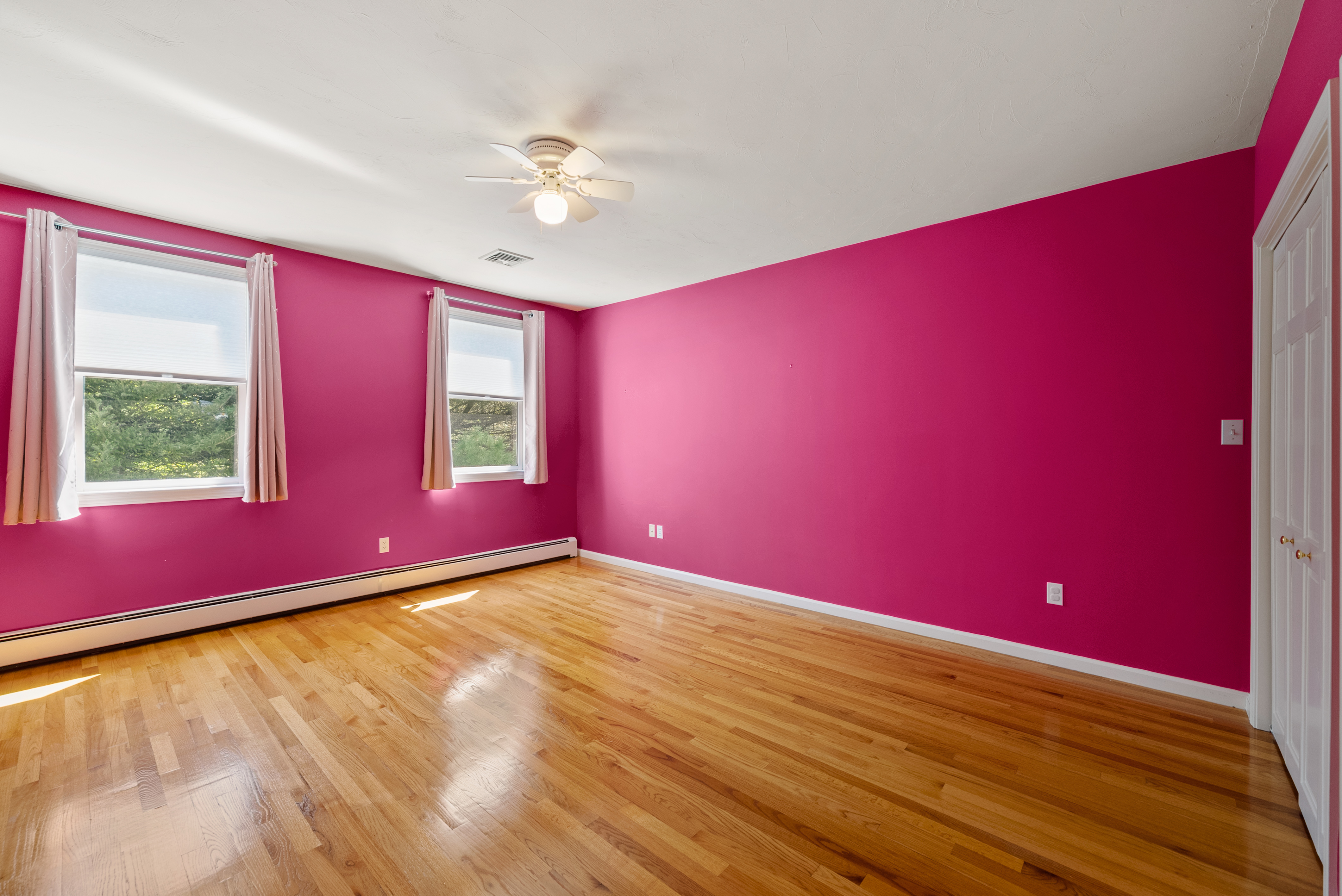  16 Foxhunt Trail, Walpole, MA, 02181 - 物件實景