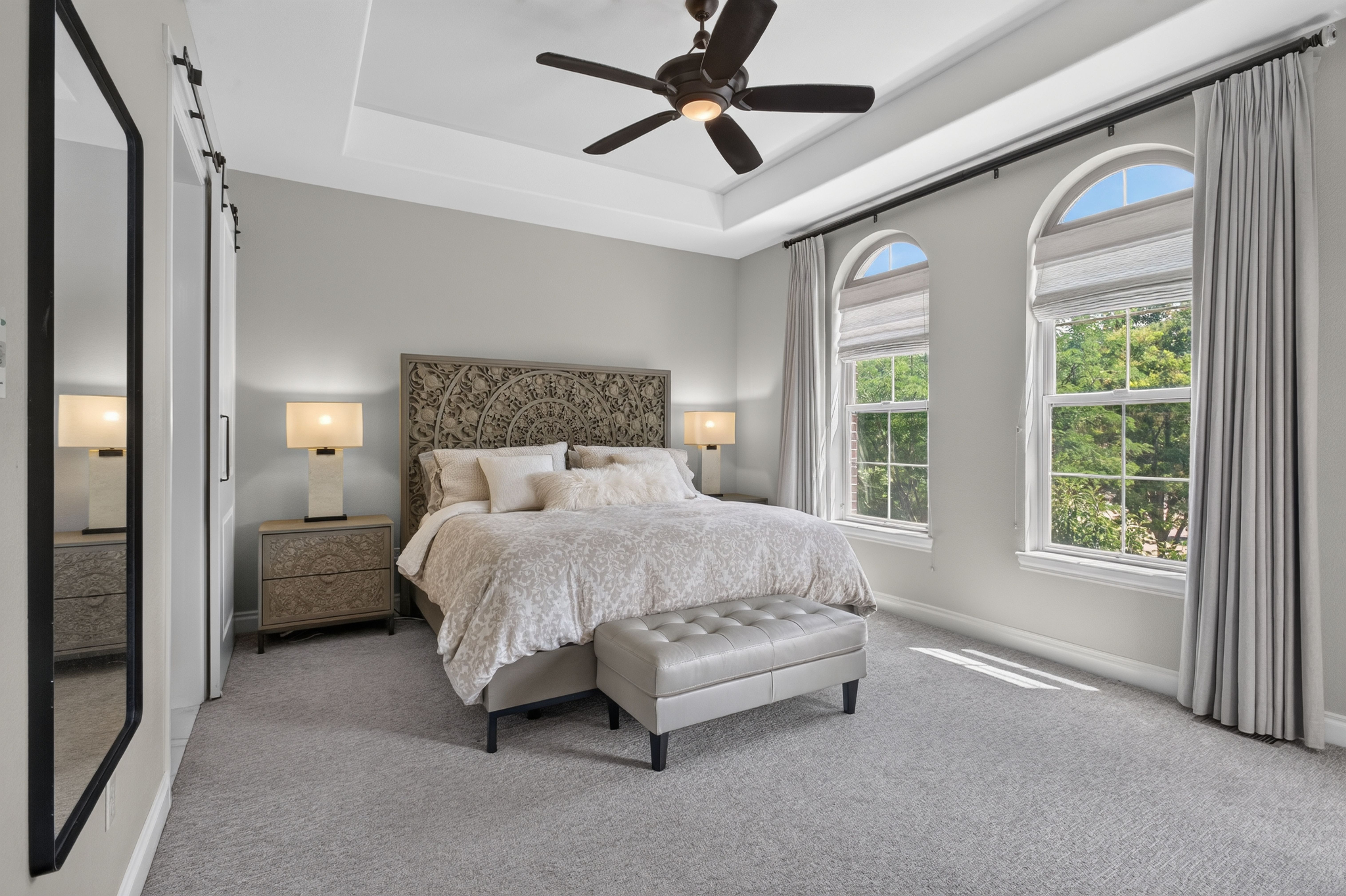  Turn-Key Lone Tree Luxury: Renovated Home with Chef