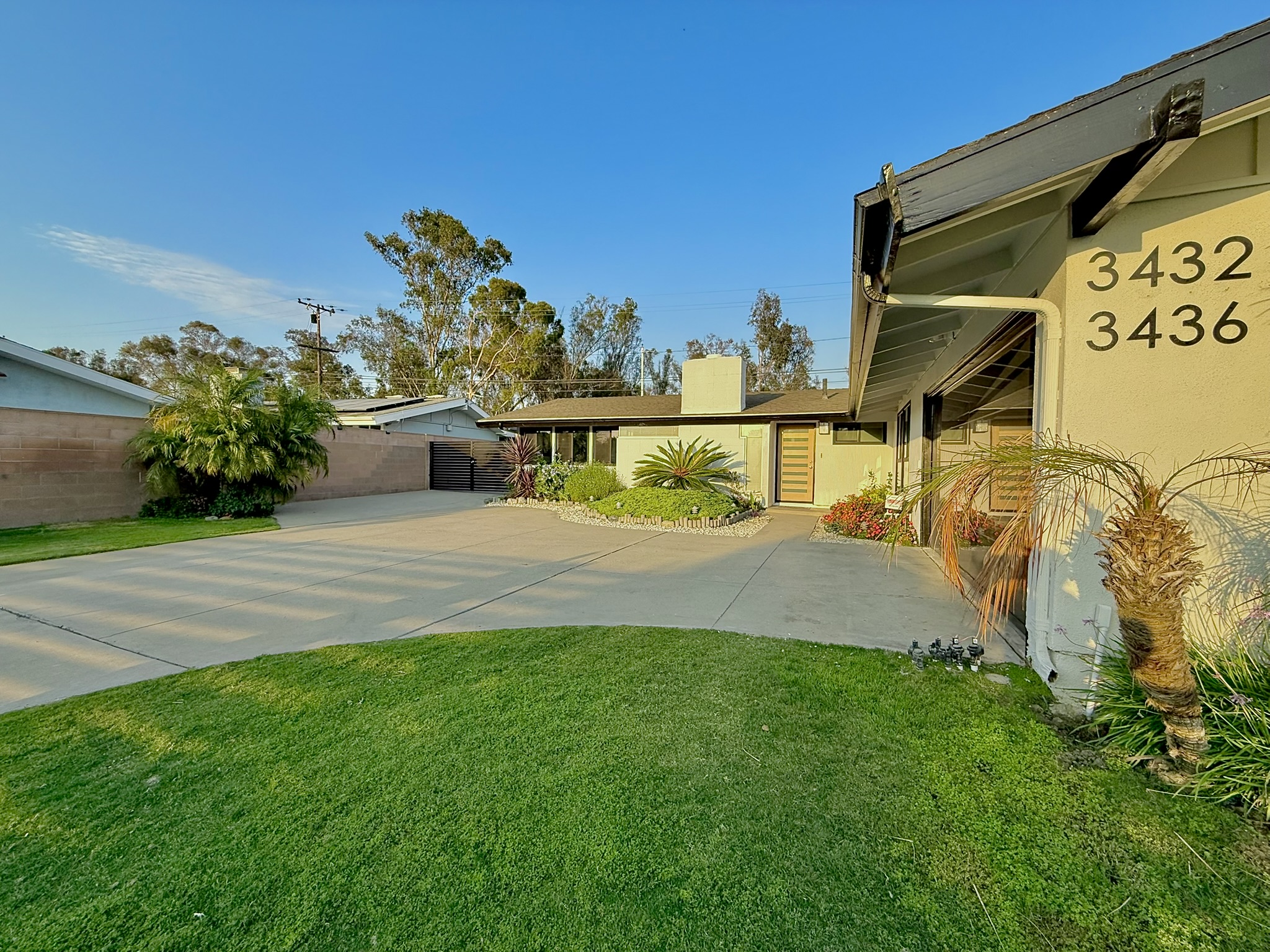 Los Alamitos, California, 90720, United States, 5 Bedrooms Bedrooms, ,4 BathroomsBathrooms,Residential,For Sale,1895084