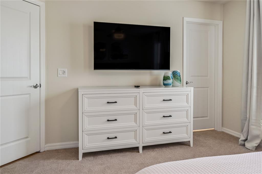 Davenport, Florida, 33897, United States, 9 Bedrooms Bedrooms, ,8 BathroomsBathrooms,Residential,For Sale,1964682