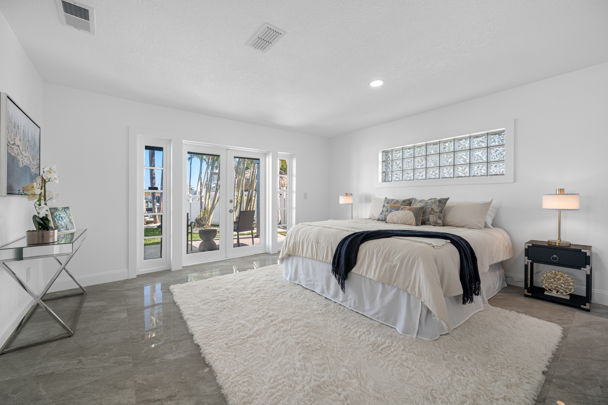 St Petersburg, Florida, 33707, United States, 3 Bedrooms Bedrooms, ,3 BathroomsBathrooms,Residential,For Sale,2017705