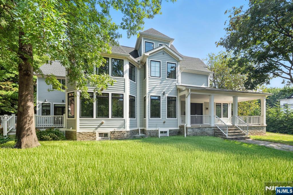 Passaic, New Jersey, 07055, United States, 8 Bedrooms Bedrooms, ,8 BathroomsBathrooms,Residential,For Sale,1989563