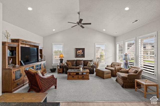 Salem, Utah, 84653, United States, 3 Bedrooms Bedrooms, ,3 BathroomsBathrooms,Residential,For Sale,1943257