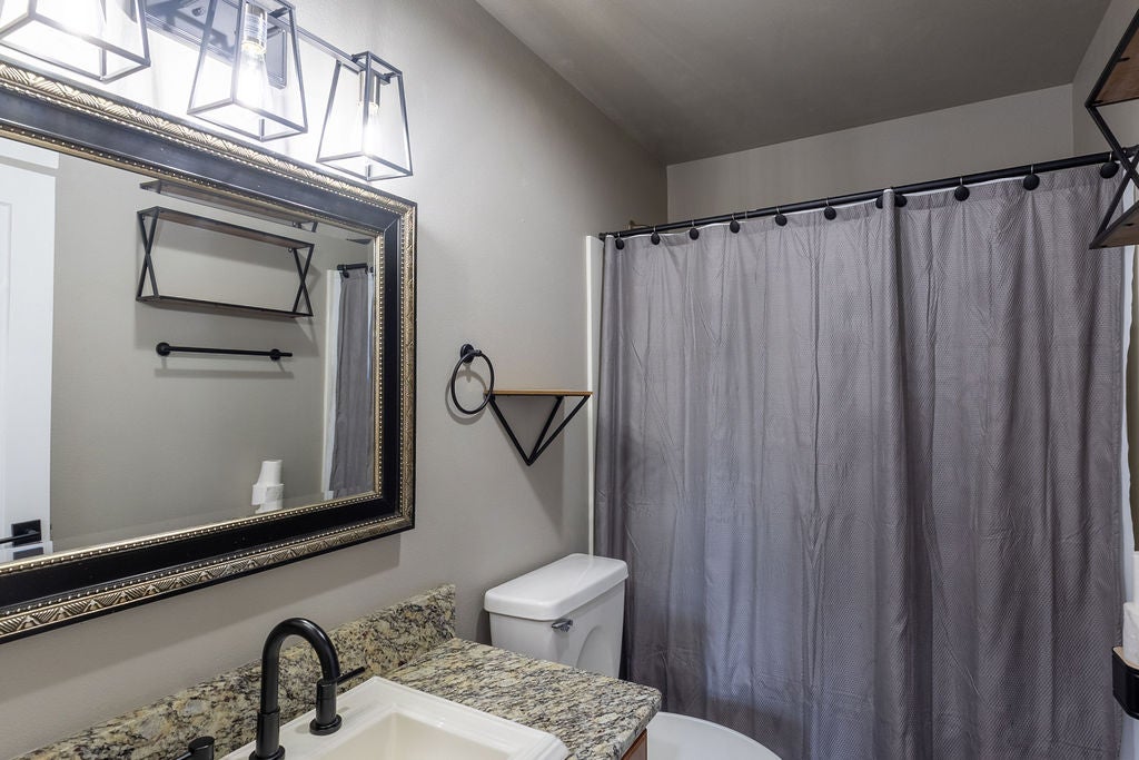 Billings, Montana, 59101, United States, 6 Bedrooms Bedrooms, ,4 BathroomsBathrooms,Residential,For Sale,2049164
