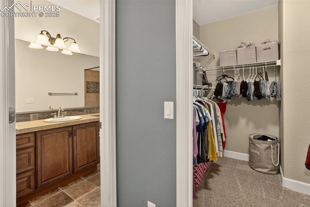 Colorado Springs, Colorado, 80927, United States, 6 Bedrooms Bedrooms, ,4 BathroomsBathrooms,Residential,For Sale,1986329