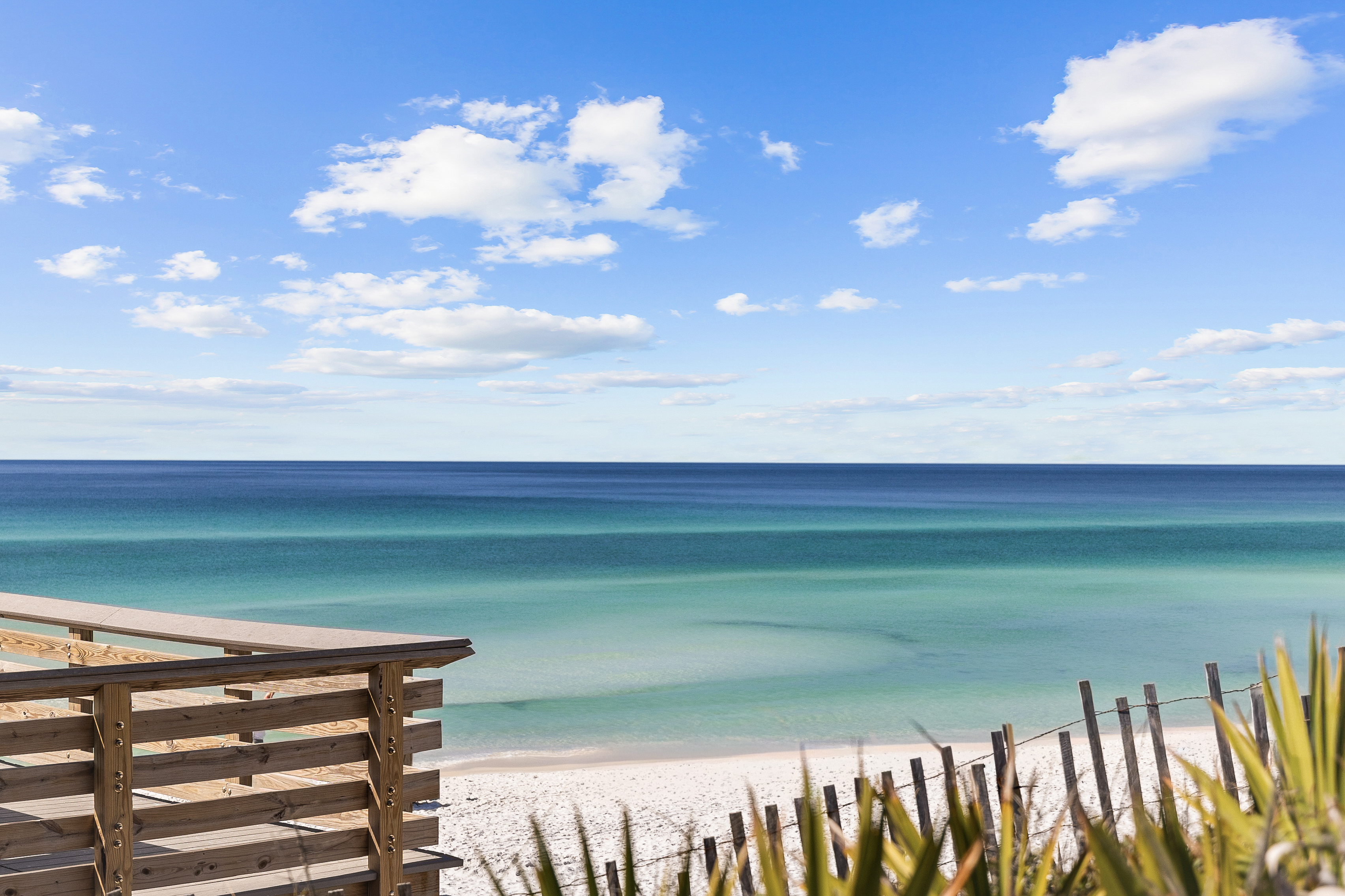  Gulf-View Retreat With Resort-Style Outdoor Living - 物件實景