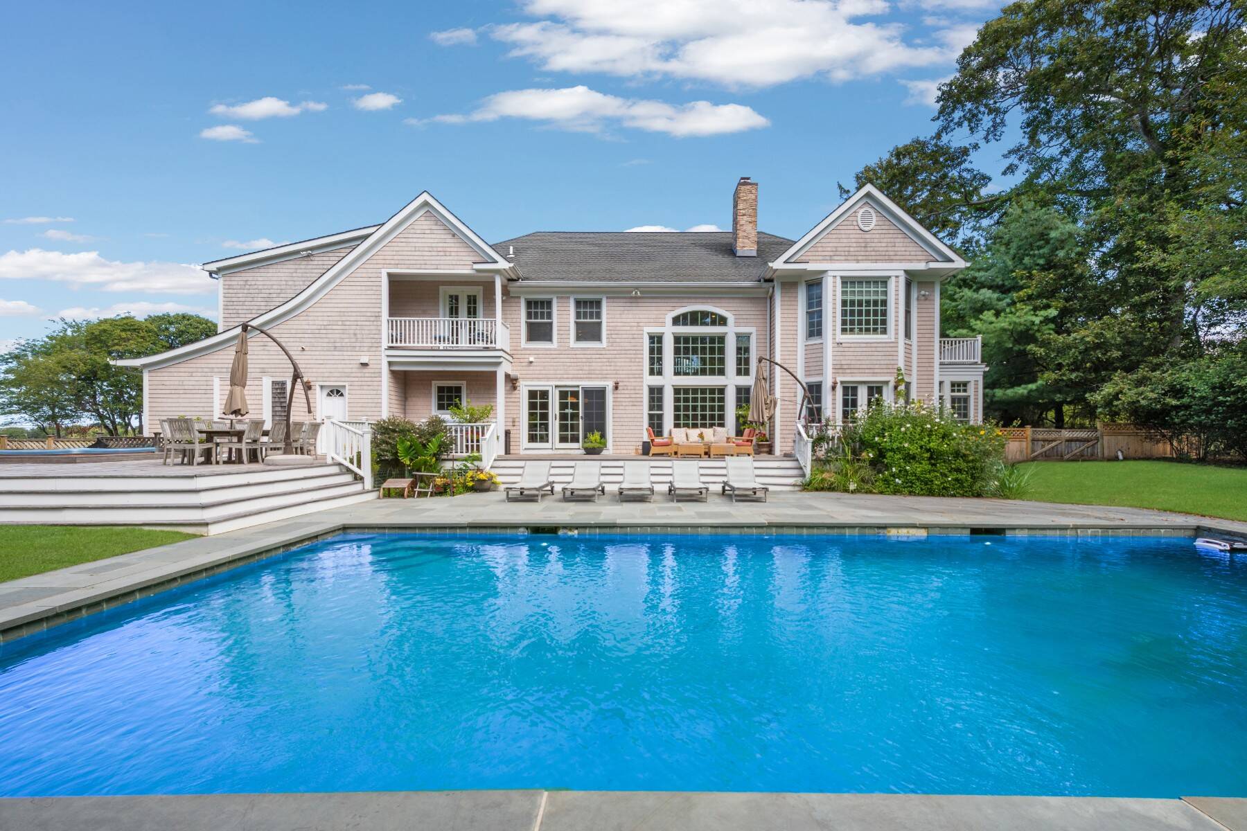  North Sea Harbor Waterfront Compound on Fish Cove - 物件實景