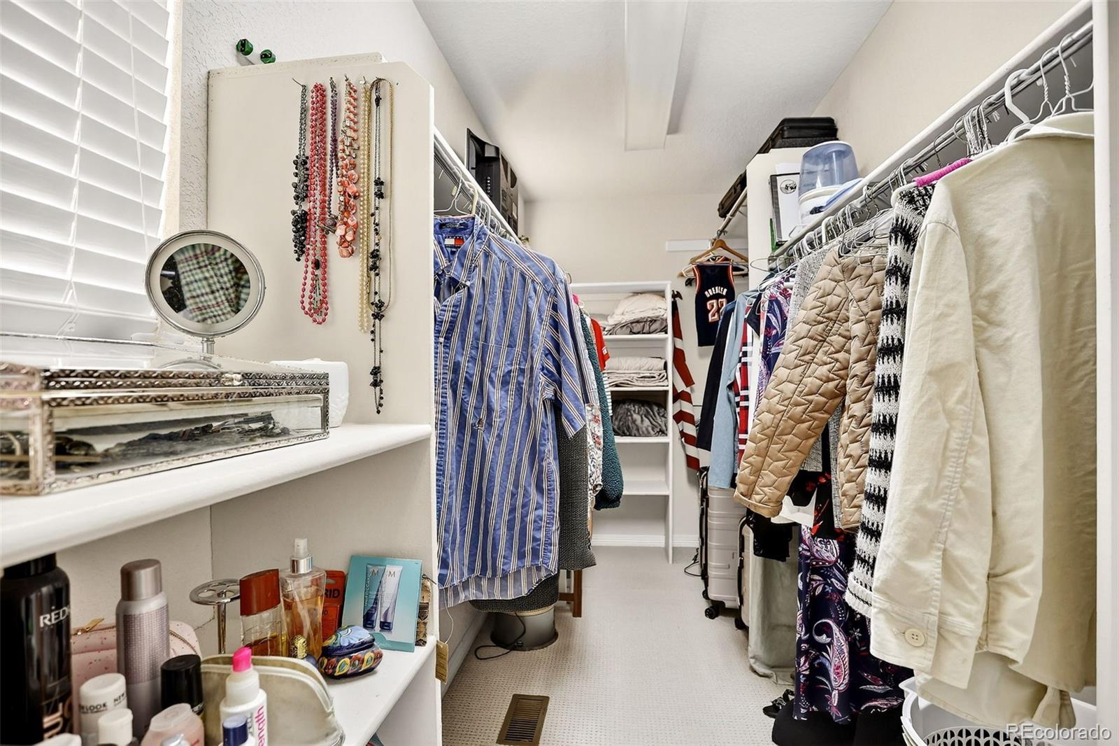 Arvada, Colorado, 80007, United States, 3 Bedrooms Bedrooms, ,3 BathroomsBathrooms,Residential,For Sale,1993132