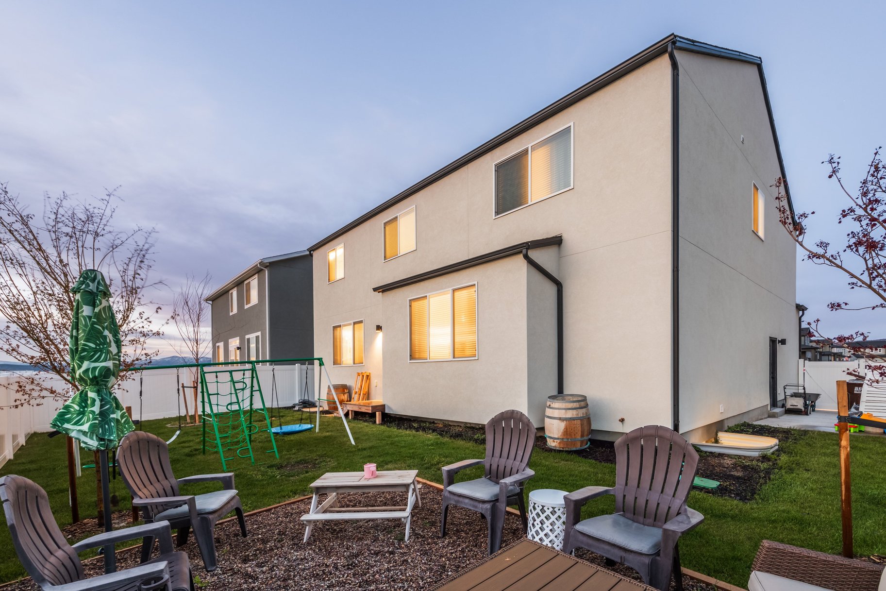  Better Than New Construction in Eagle Mountain, 2-Story with Finished Basement - 物件實景