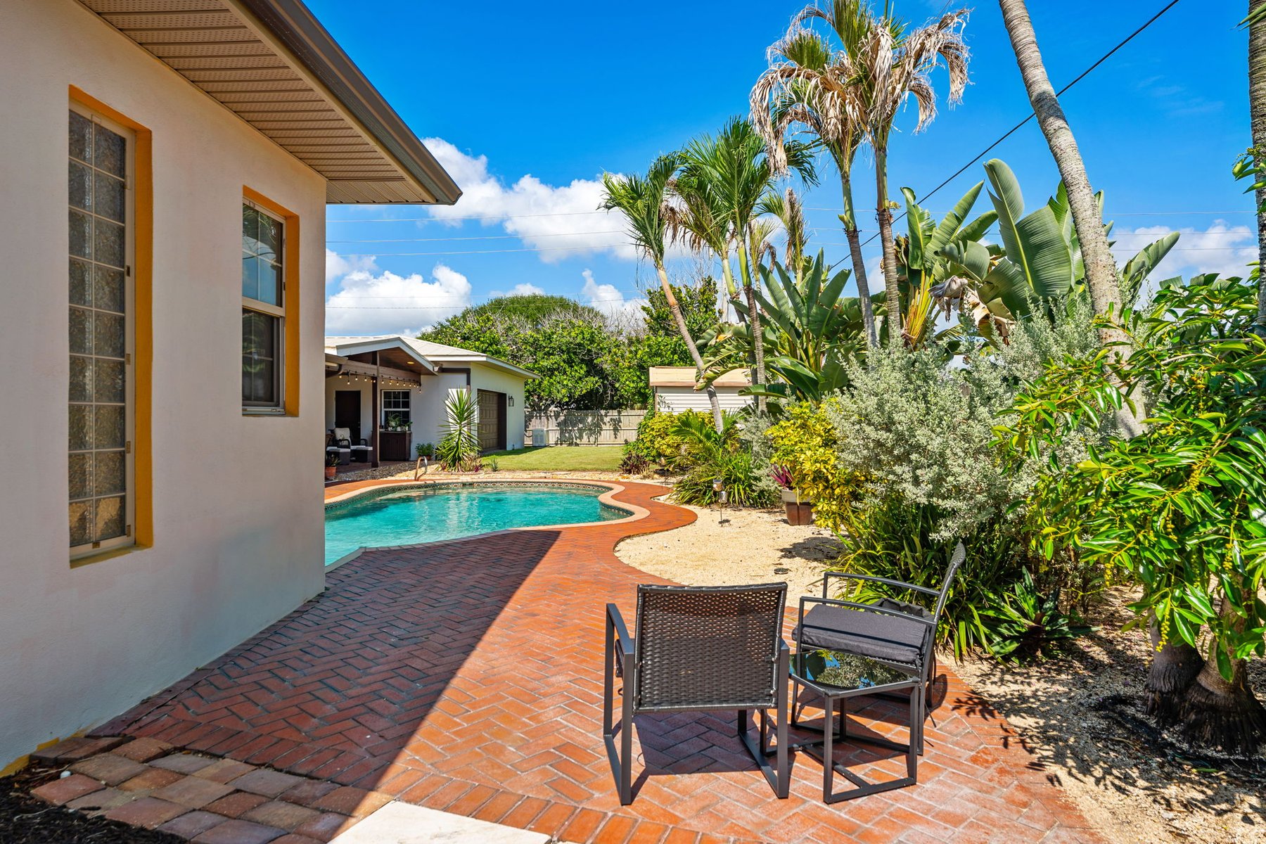  240 Deland Avenue, Indialantic, FL, 32903 - 物件實景