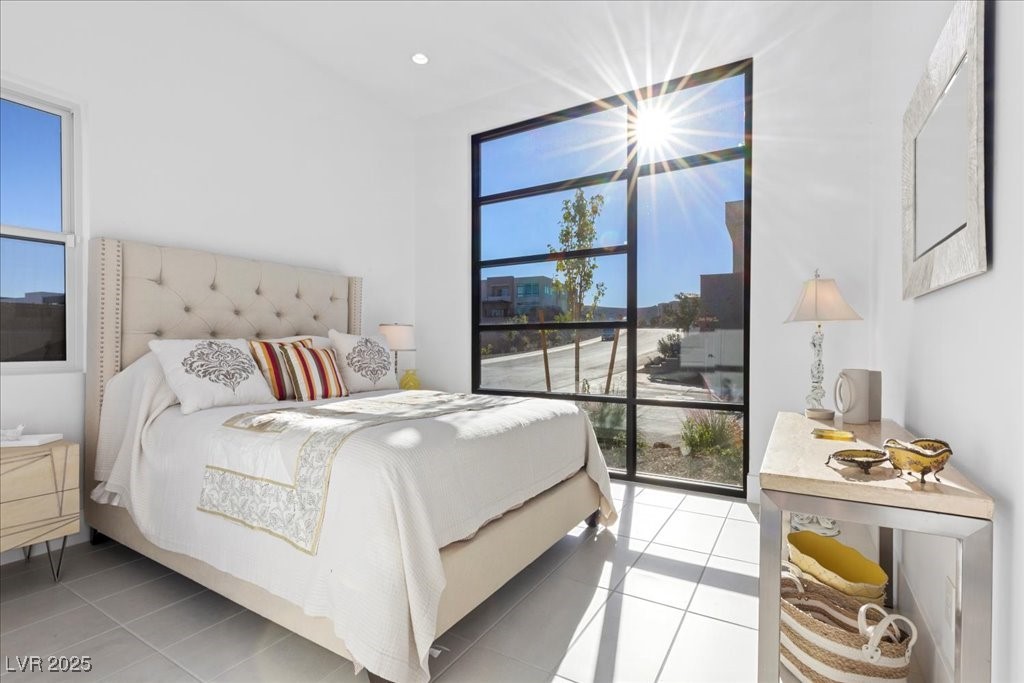 Las Vegas, Nevada, 89135, United States, 5 Bedrooms Bedrooms, ,6 BathroomsBathrooms,Residential,For Sale,1987610