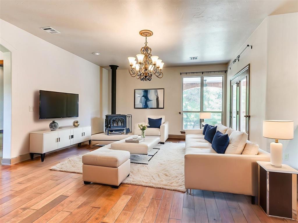 Choctaw, Oklahoma, 73020, United States, 4 Bedrooms Bedrooms, ,5 BathroomsBathrooms,Residential,For Sale,1978784