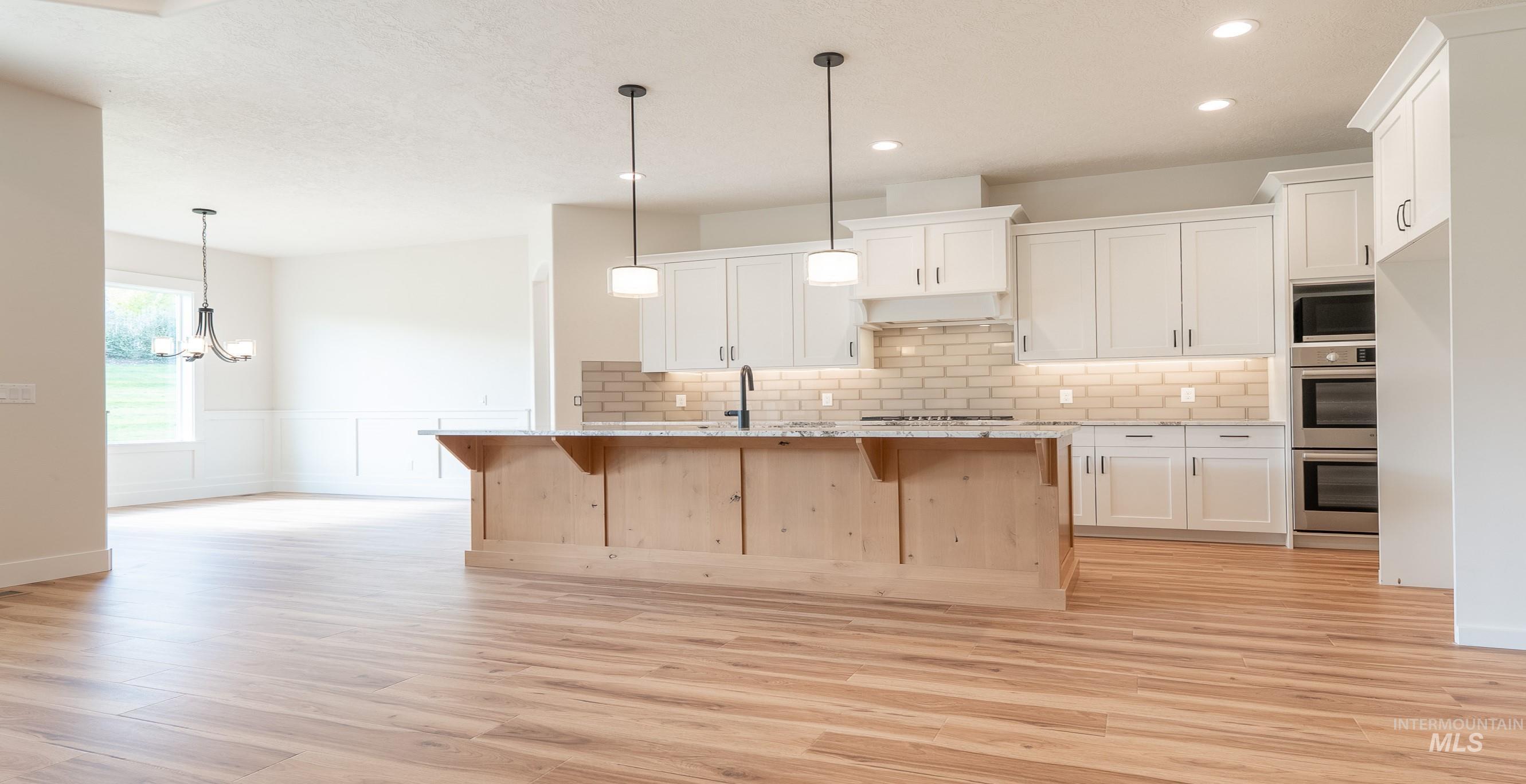 Nampa, Idaho, 83686, United States, 3 Bedrooms Bedrooms, ,Residential,For Sale,1932360