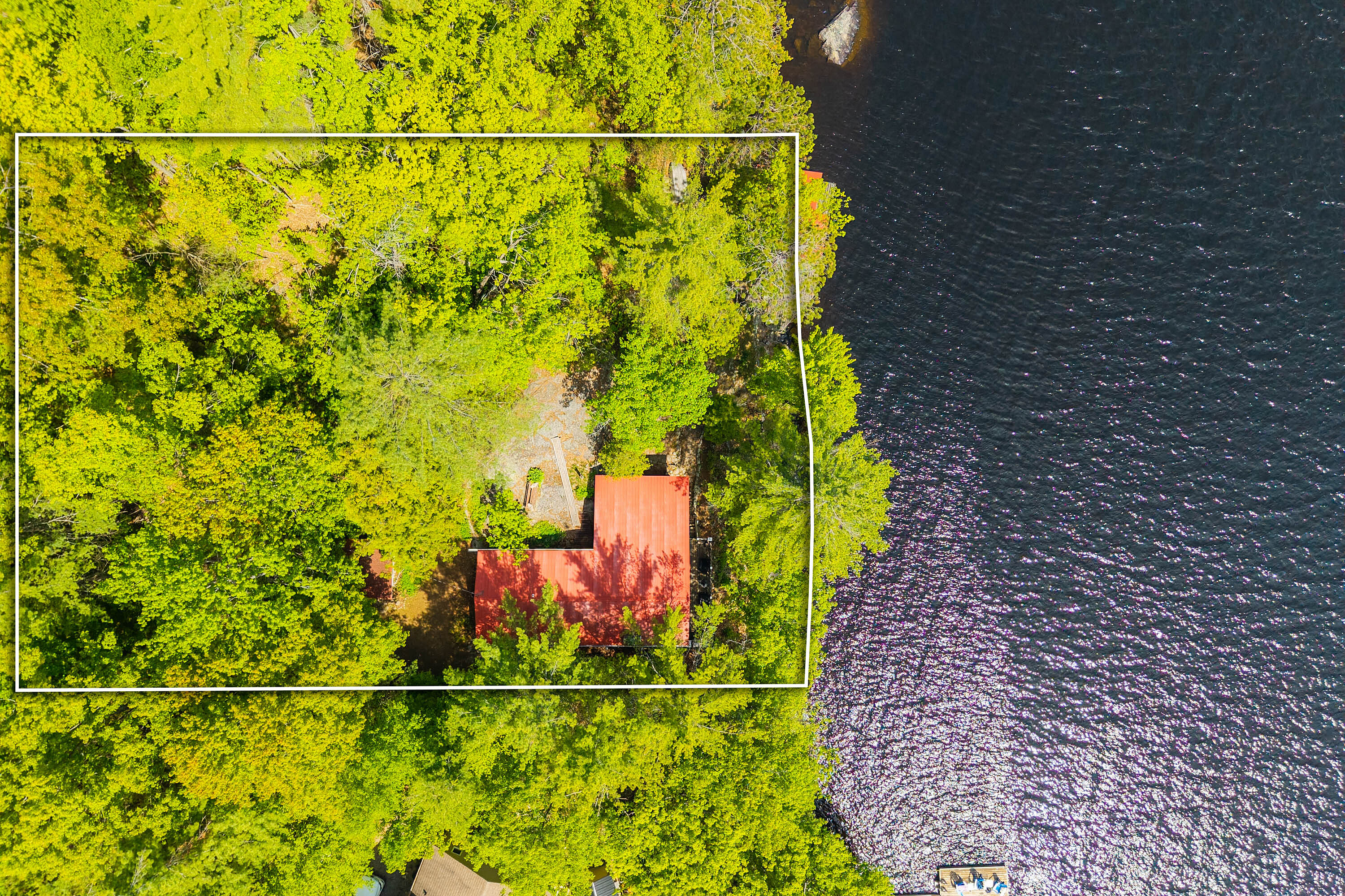  Timeless Kahshe Lake Cottage - 物件實景