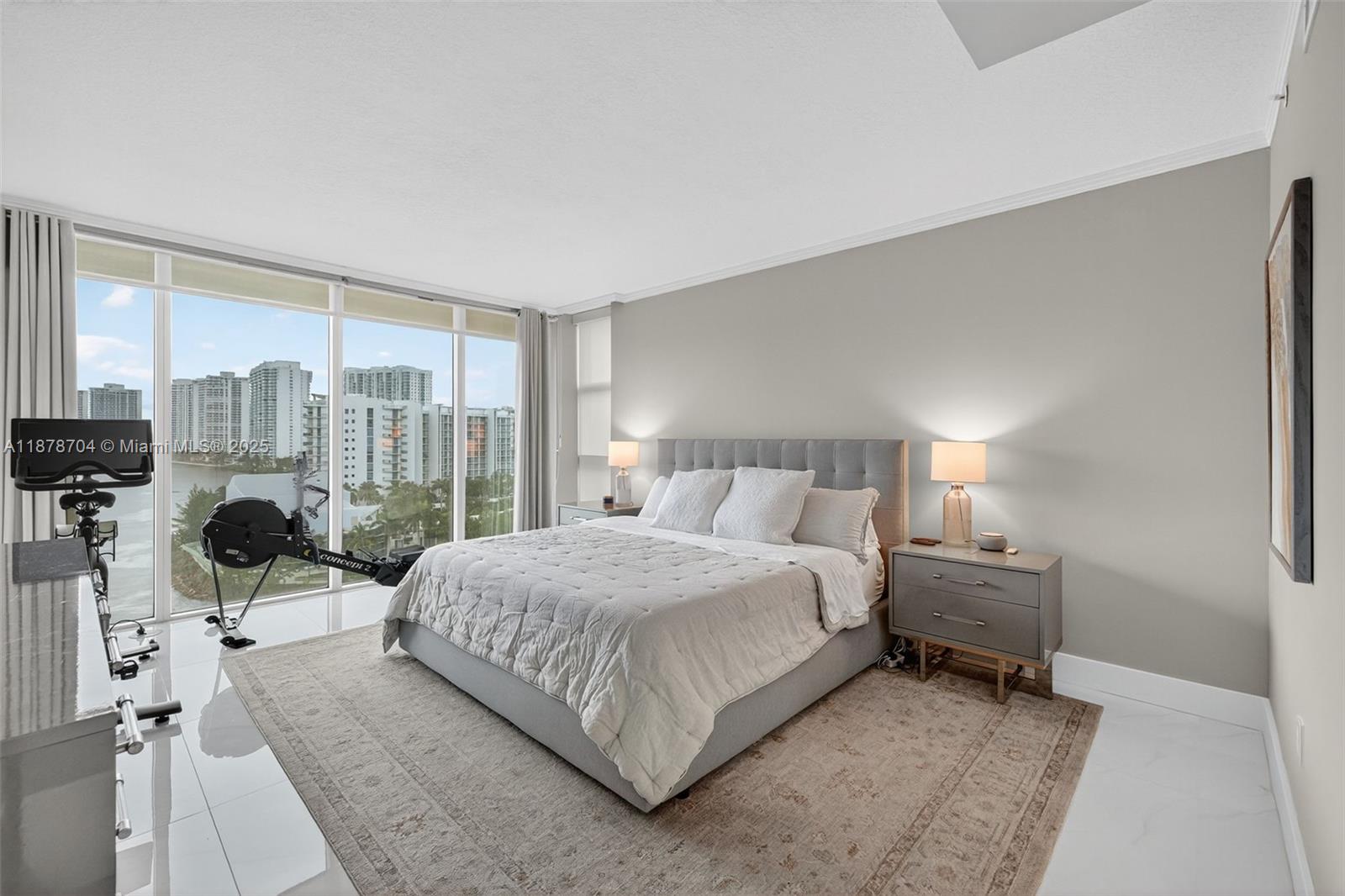 Aventura, Florida, 33180, United States, 2 Bedrooms Bedrooms, ,3 BathroomsBathrooms,Residential,For Sale,1947982