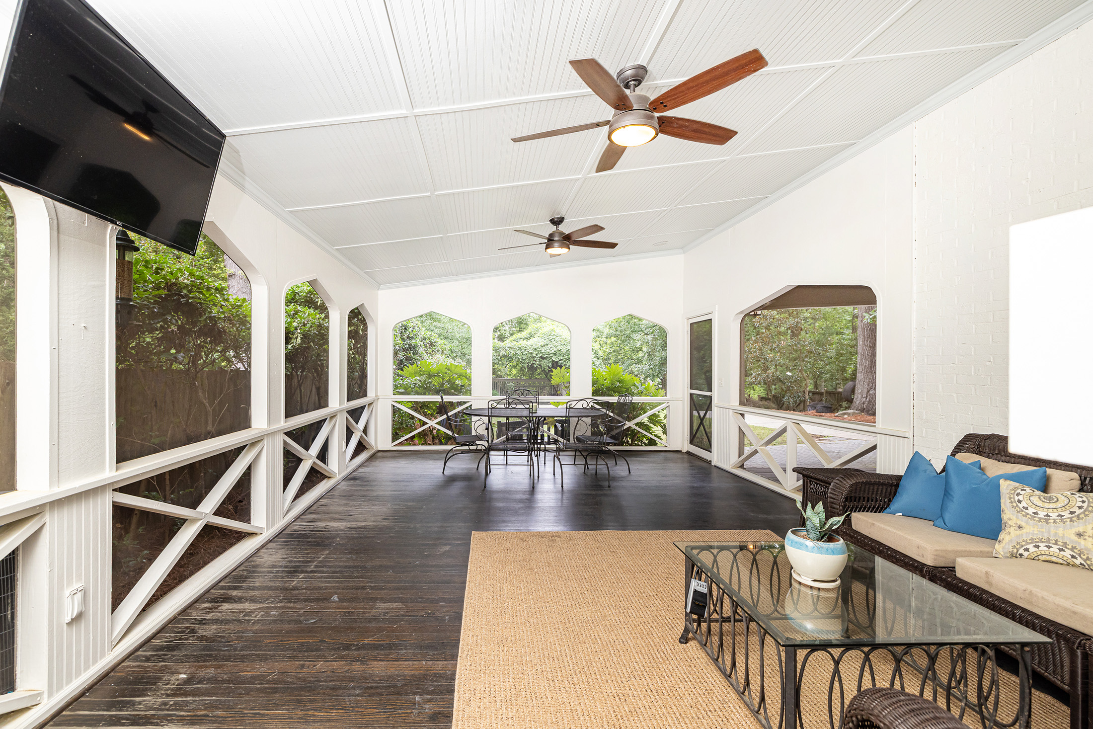  Distinctive Morningside Home with Separate Guest Residence - 物件實景