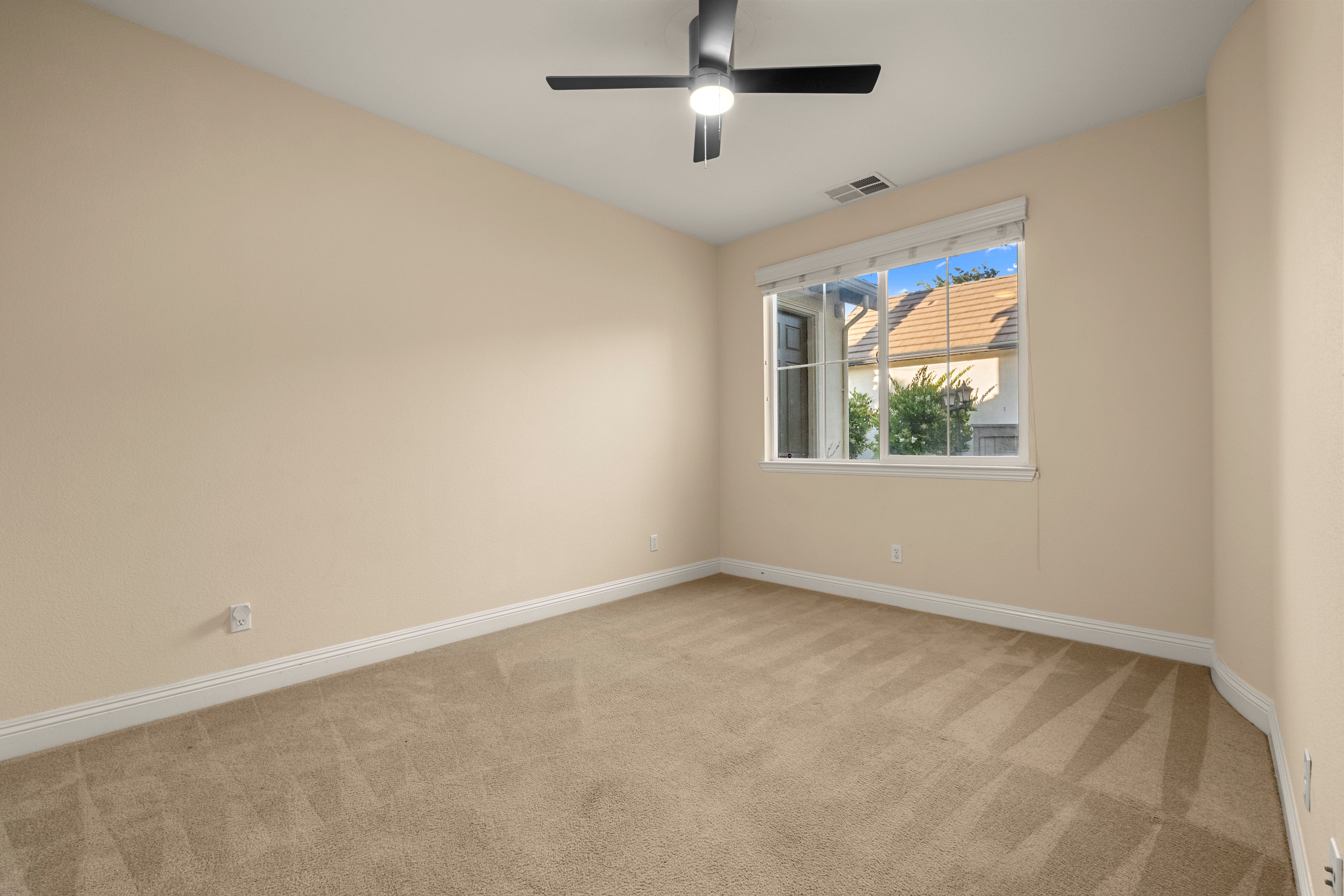  2564 Summerland Way, Roseville, CA 95747 - 物件實景