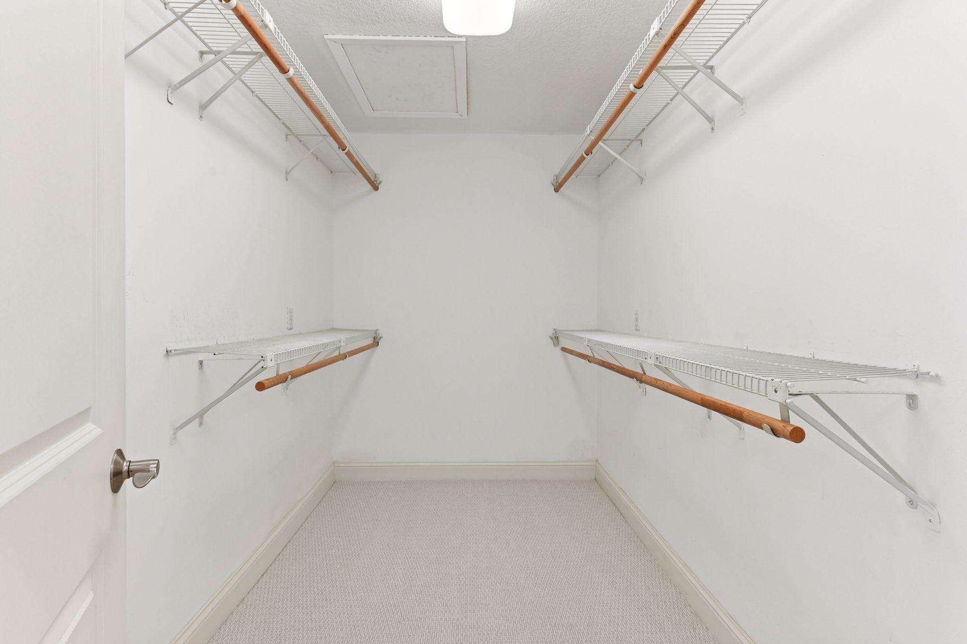 Plymouth, Minnesota, 55447, United States, 2 Bedrooms Bedrooms, ,1 BathroomBathrooms,Residential,For Sale,1995695