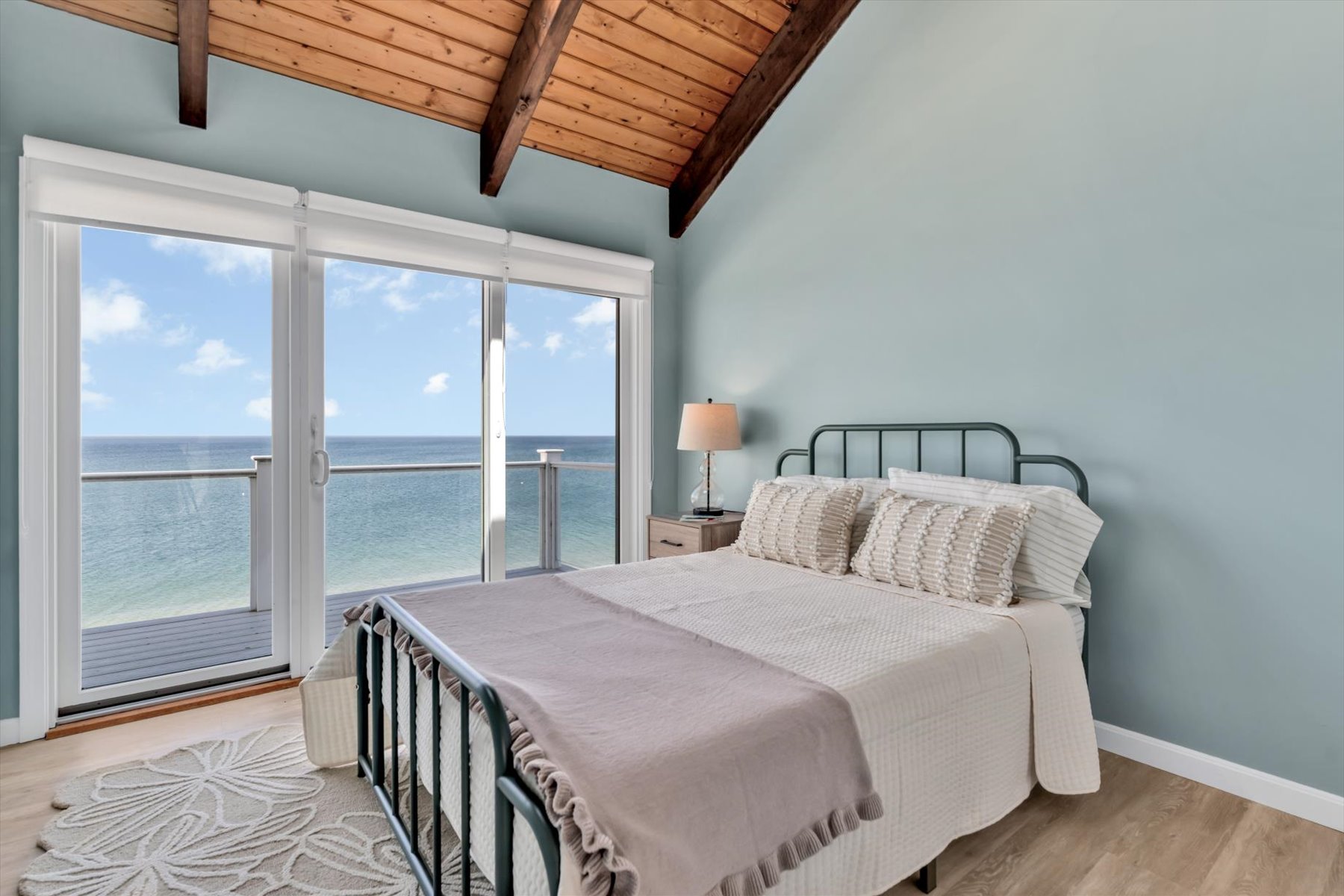  An Exceptional Waterfront Property - 物件實景