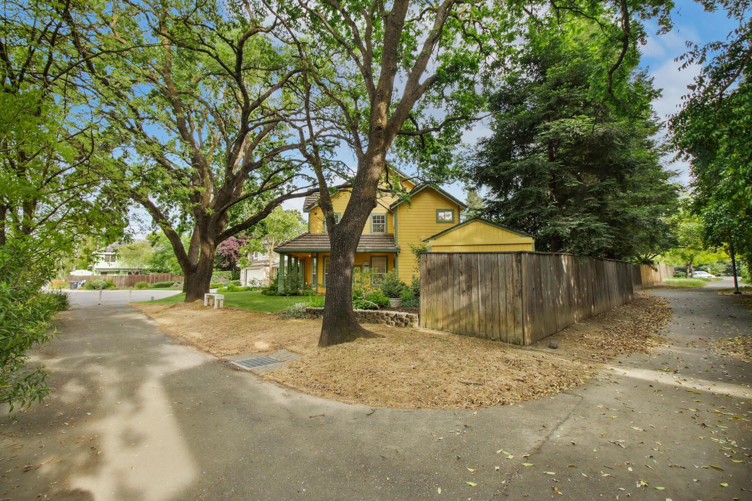 Davis, California, 95618, United States, 4 Bedrooms Bedrooms, ,3 BathroomsBathrooms,Residential,For Sale,1828068
