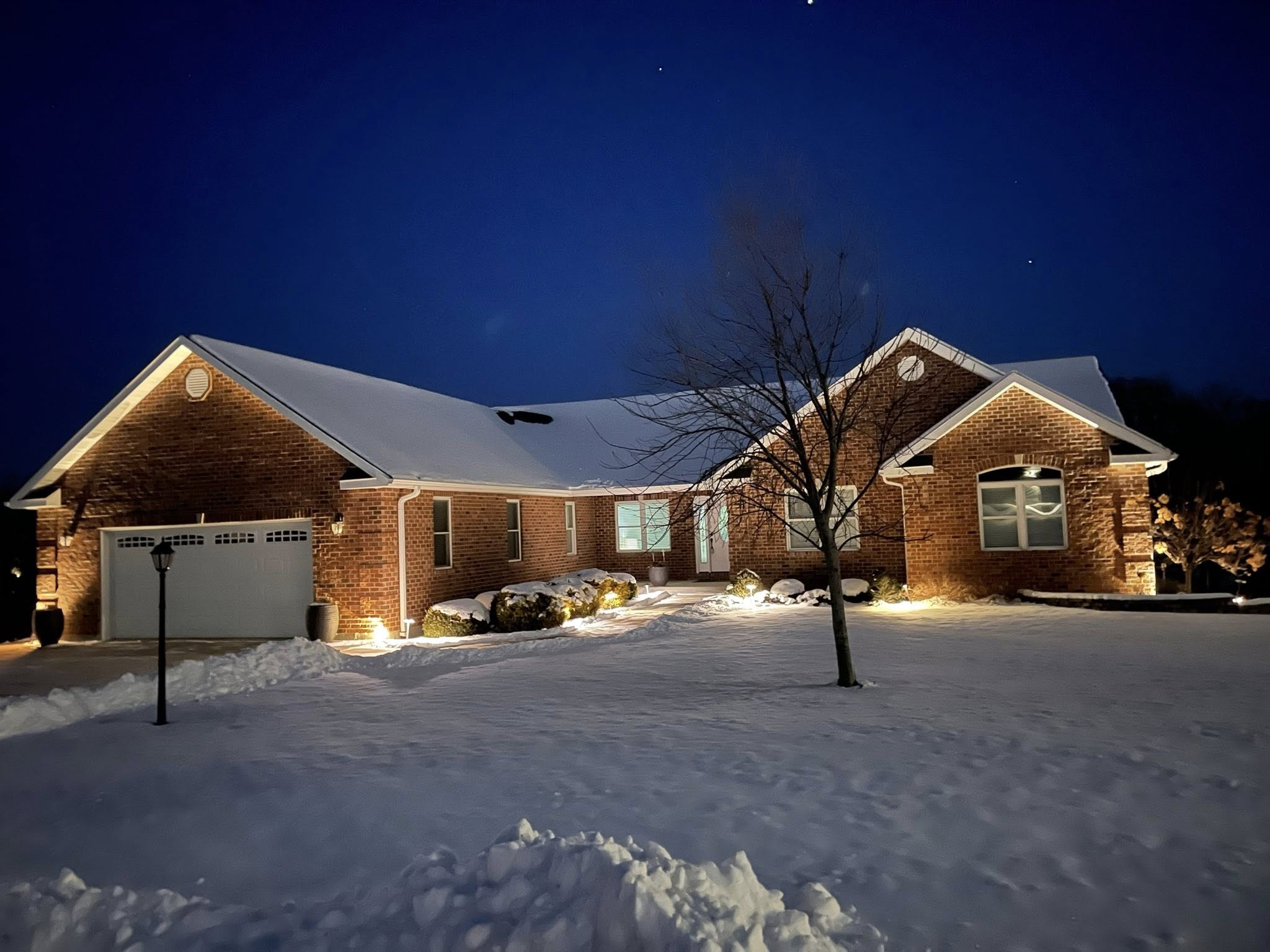 Hannibal, Missouri, 6341, United States, 4 Bedrooms Bedrooms, ,4 BathroomsBathrooms,Residential,For Sale,2005441