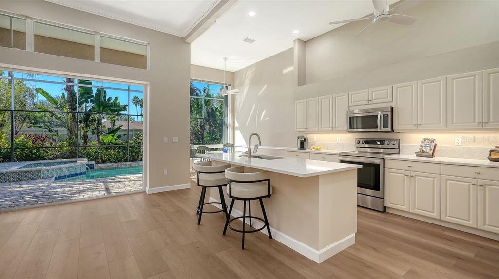 Sarasota, Florida, 34238, United States, 2 Bedrooms Bedrooms, ,2 BathroomsBathrooms,Residential,For Sale,1989499