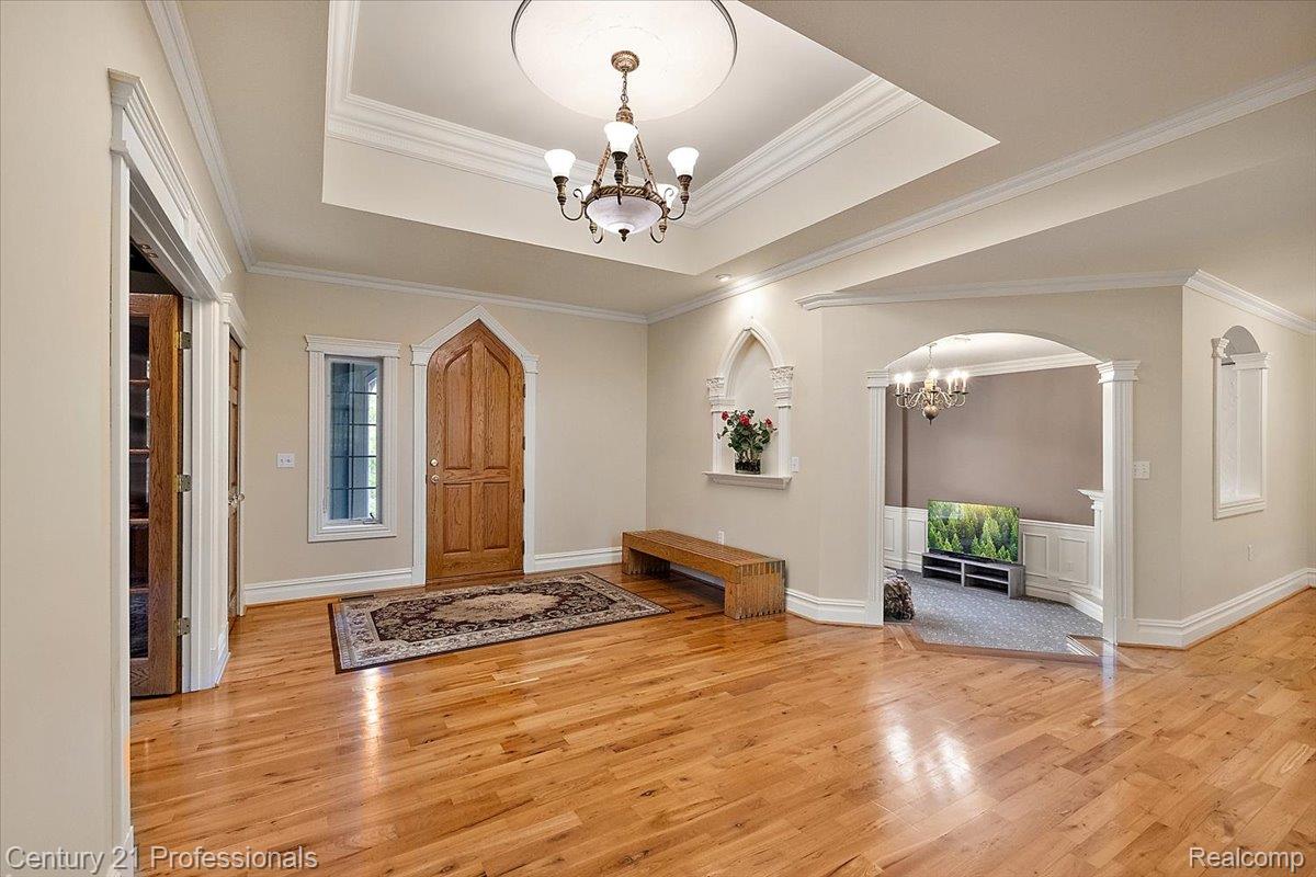 Clarkston, Michigan, 48346, United States, 4 Bedrooms Bedrooms, ,7 BathroomsBathrooms,Residential,For Sale,2048841