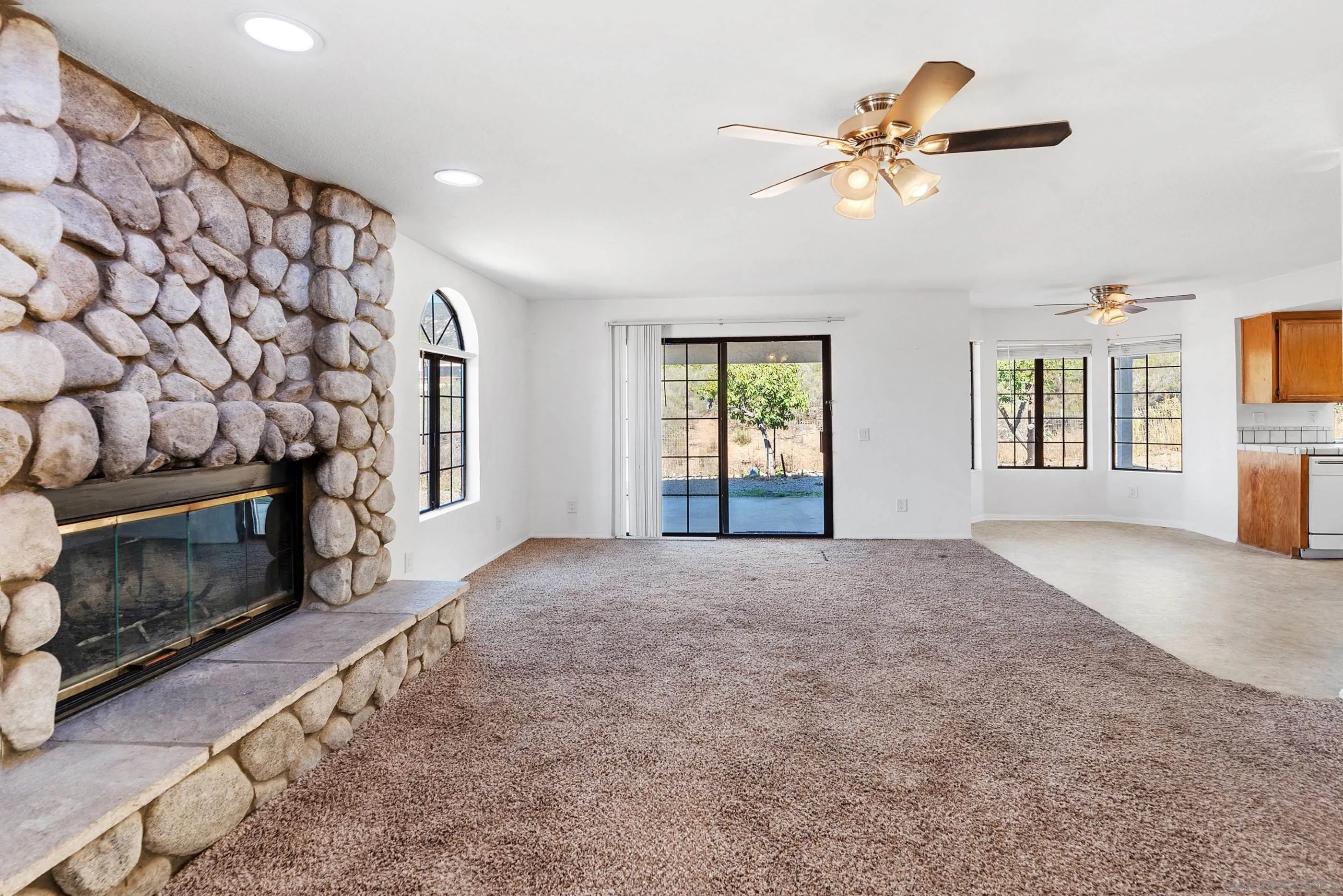 Ramona, California, 92065, United States, 4 Bedrooms Bedrooms, ,3 BathroomsBathrooms,Residential,For Sale,1985342