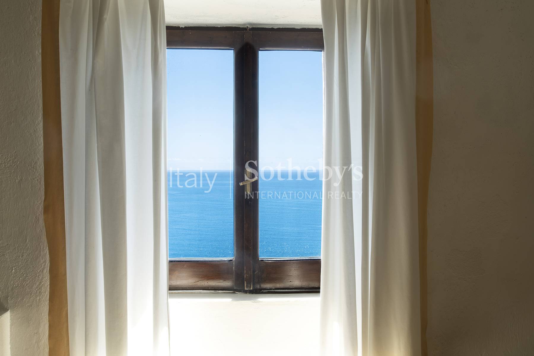  Norman fortress on the sea of Calabria - 物件實景