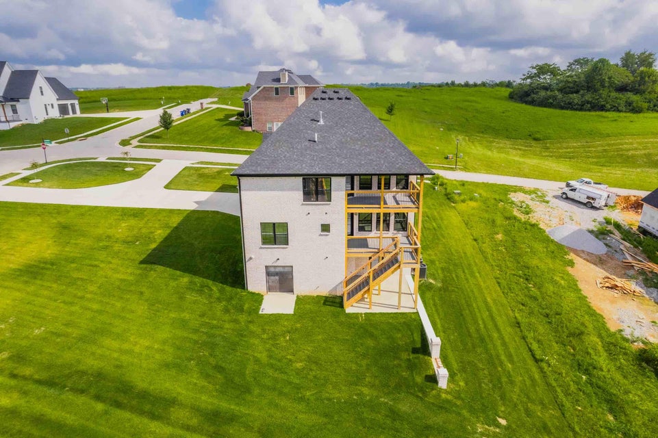Richmond, Kentucky, 40475, United States, 5 Bedrooms Bedrooms, ,5 BathroomsBathrooms,Residential,For Sale,1881286