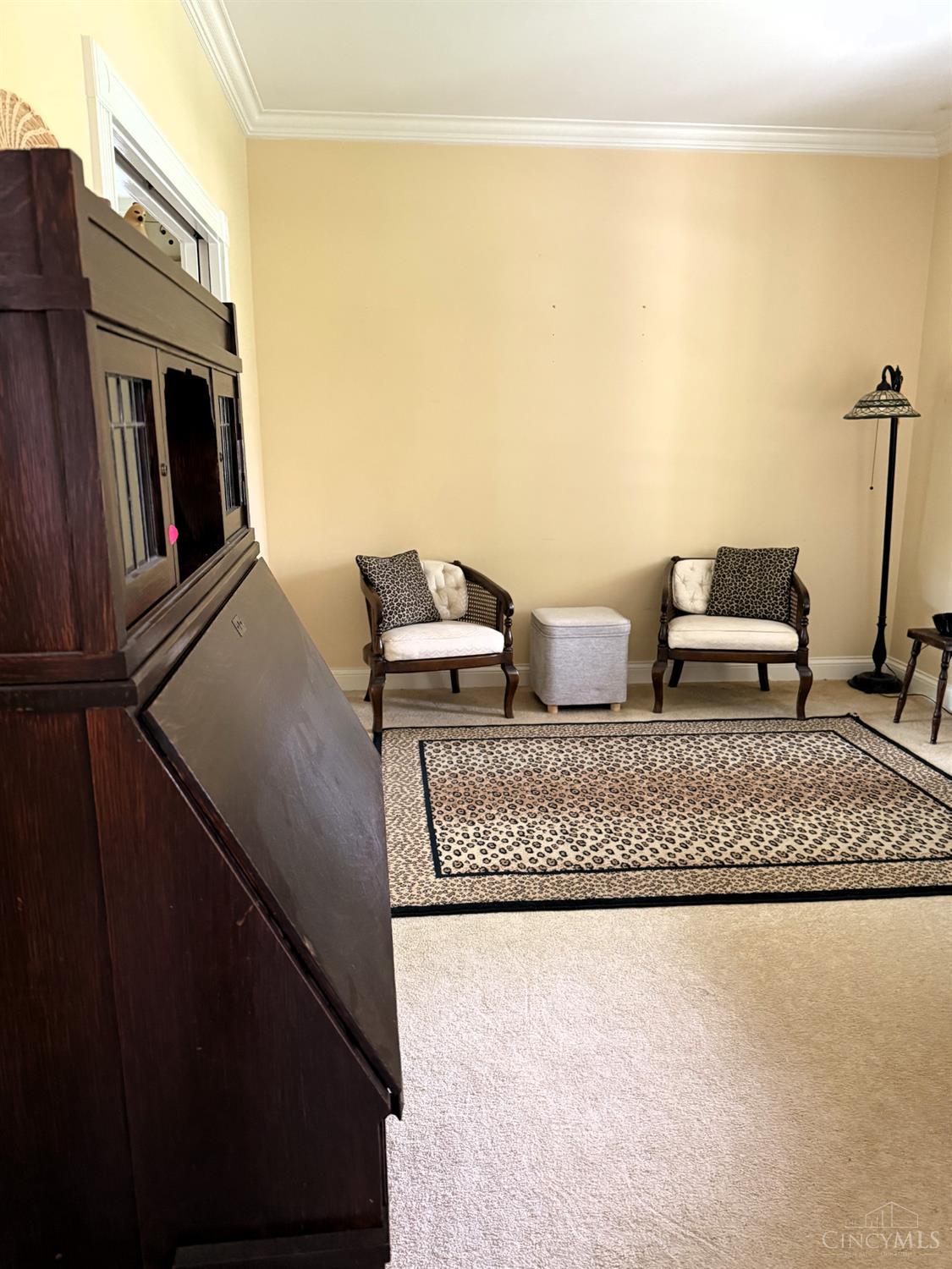 Montgomery, Ohio, 45242, United States, 5 Bedrooms Bedrooms, ,6 BathroomsBathrooms,Residential,For Sale,1914121