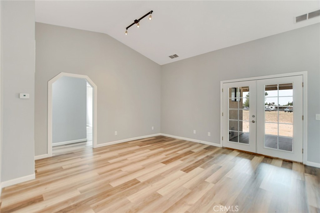 Hesperia, California, 92345, United States, 3 Bedrooms Bedrooms, ,2 BathroomsBathrooms,Residential,For Sale,1909535