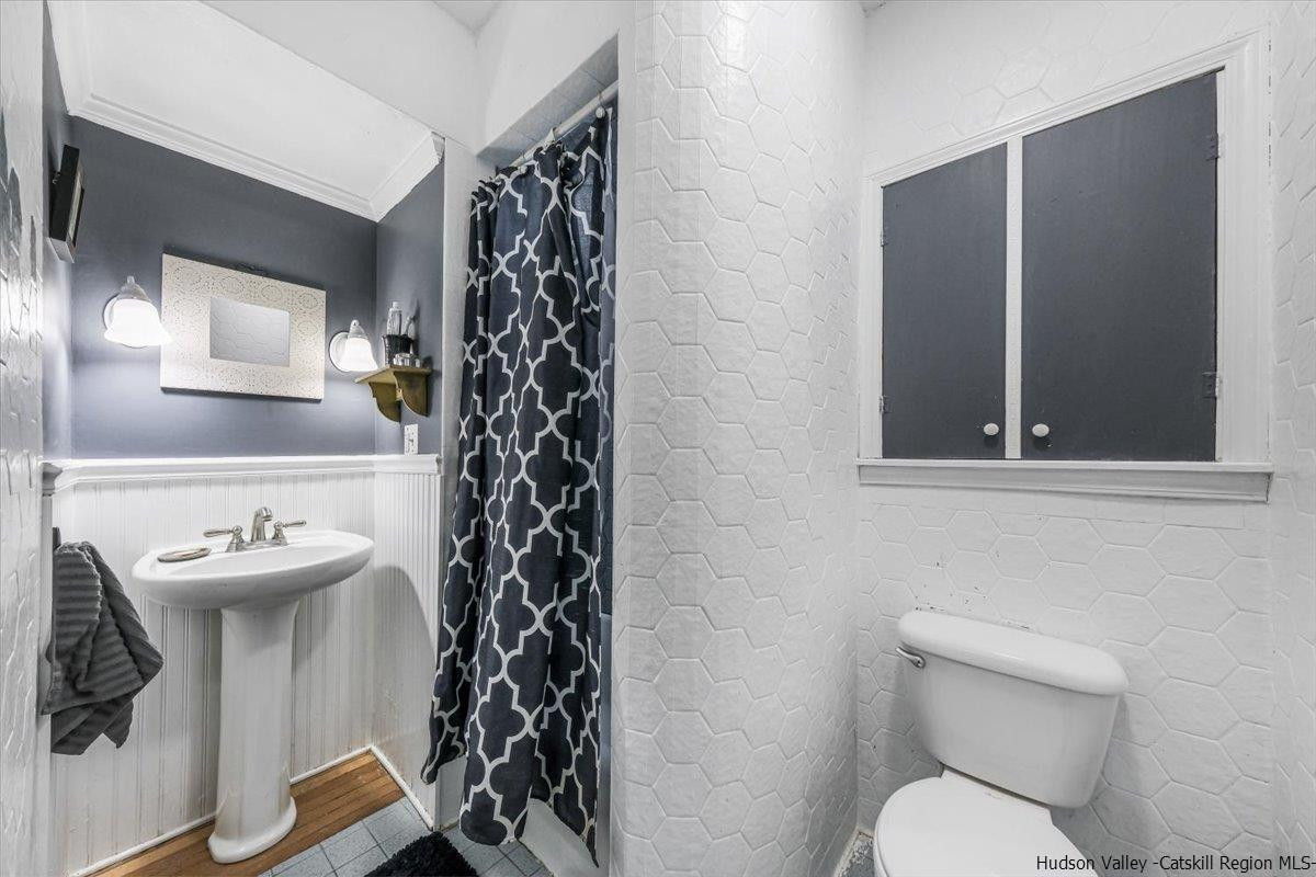 Highland, New York, 12528, United States, 4 Bedrooms Bedrooms, ,2 BathroomsBathrooms,Residential,For Sale,1942160