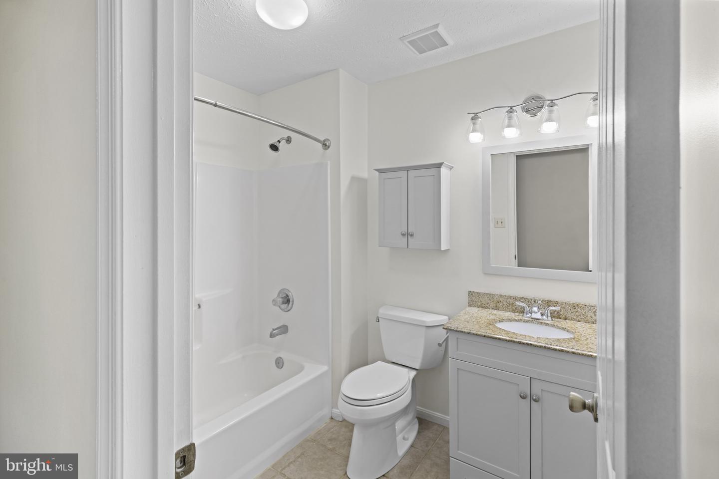 Crofton, Maryland, 21114, United States, 3 Bedrooms Bedrooms, ,4 BathroomsBathrooms,Residential,For Sale,1989271