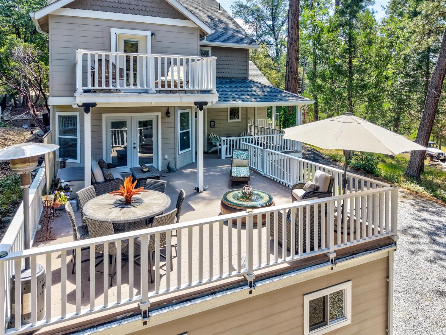 Bass Lake, California, 93604, United States, 3 Bedrooms Bedrooms, ,3 BathroomsBathrooms,Residential,For Sale,2049095