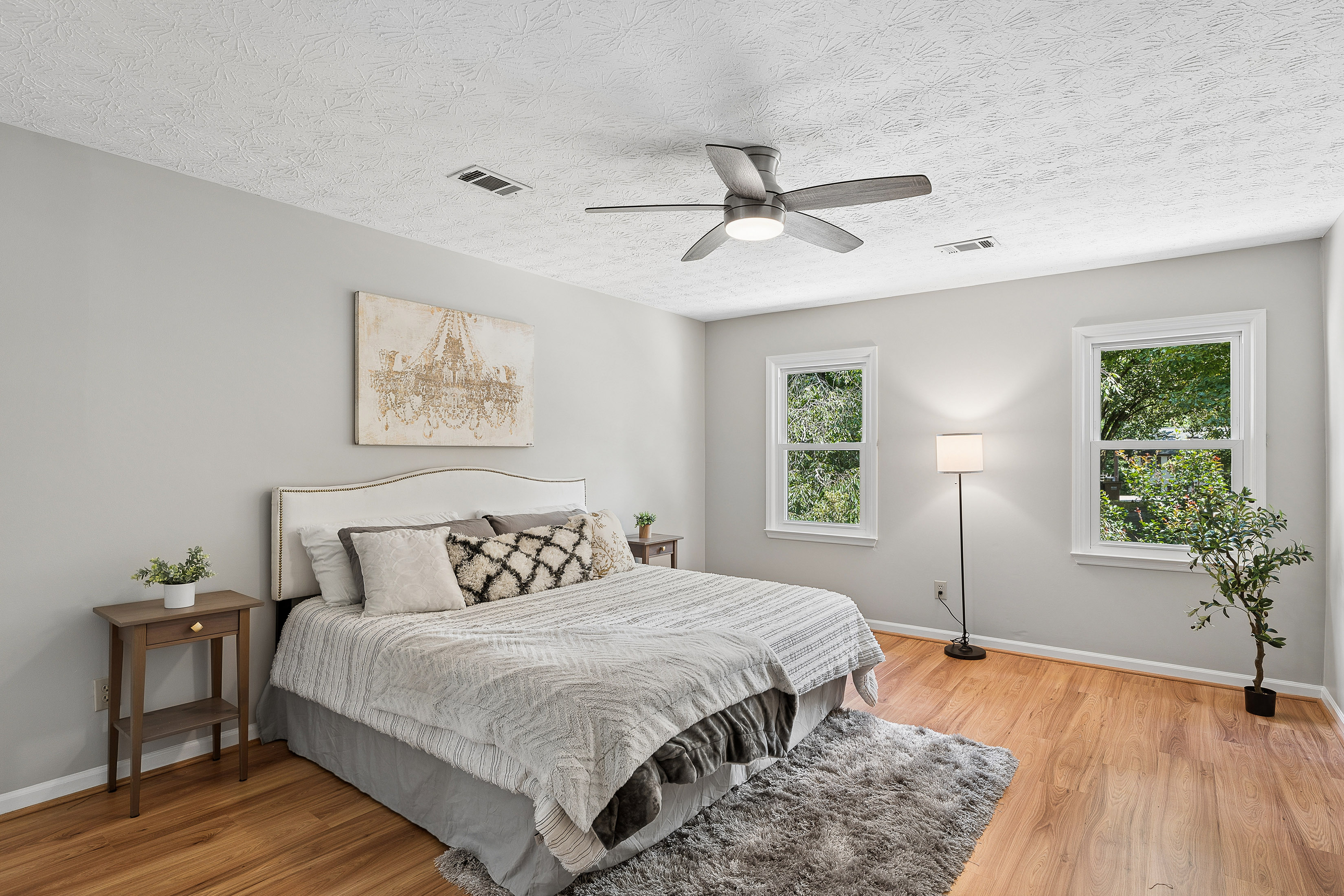  Beautifully Updated Two-story Traditional Home Nestled on a Quiet Cul-de-sac - 物件實景