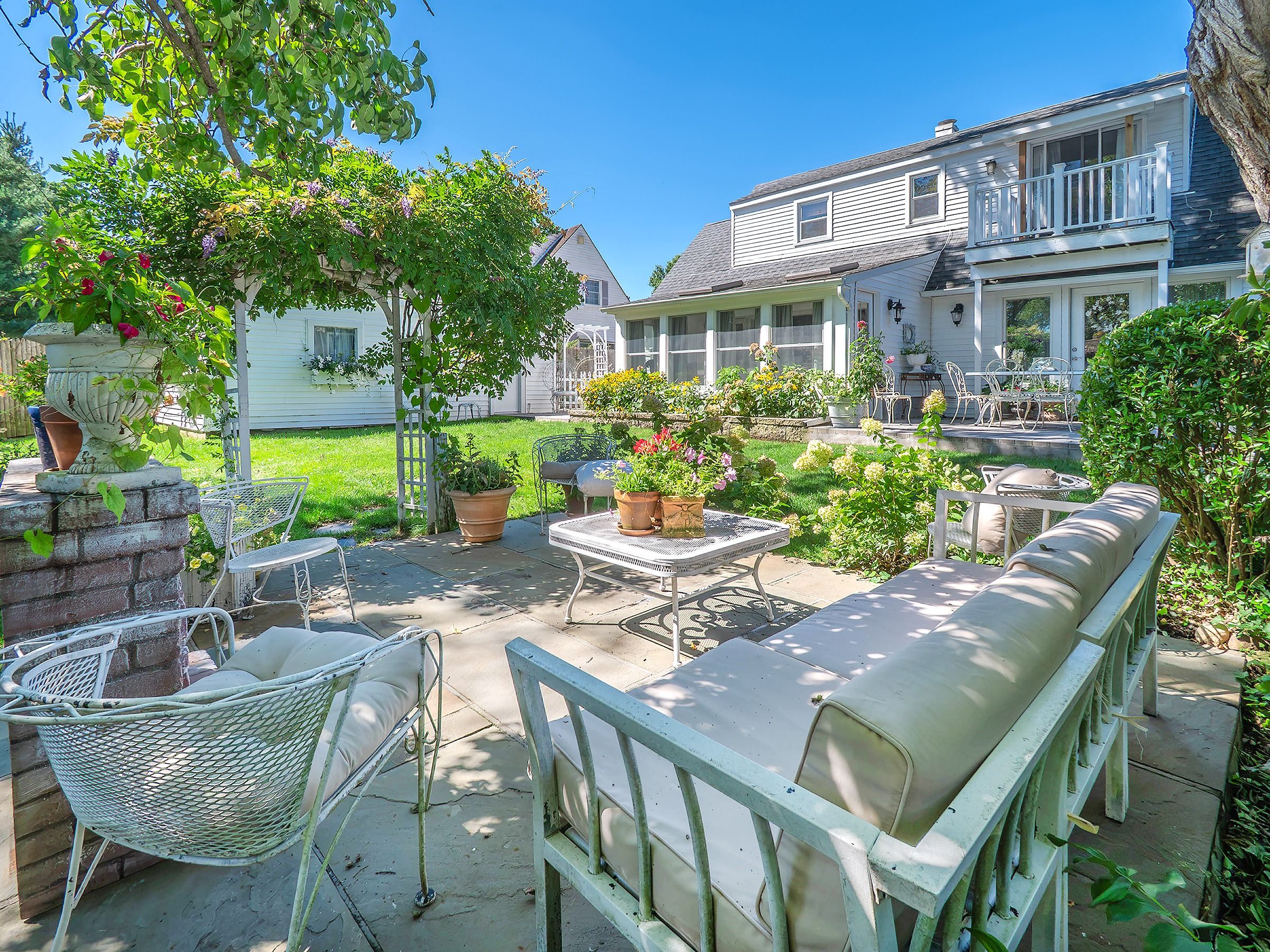  9 Robert Road, Glen Cove, NY, 11542 - 物件實景