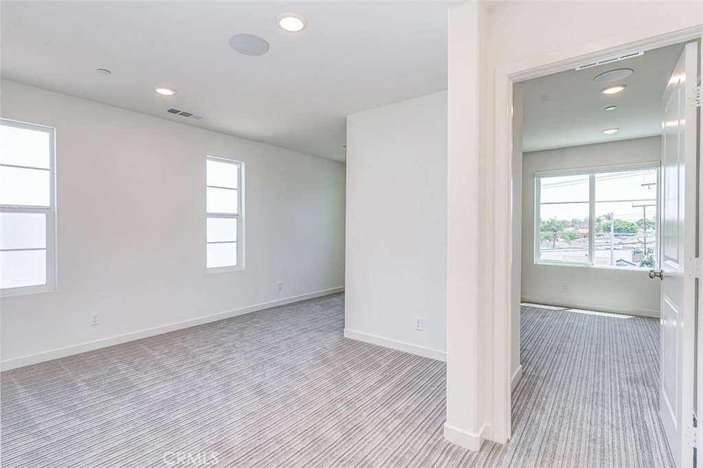 La Mirada, California, 90638, United States, 3 Bedrooms Bedrooms, ,4 BathroomsBathrooms,Residential,For Sale,1927510
