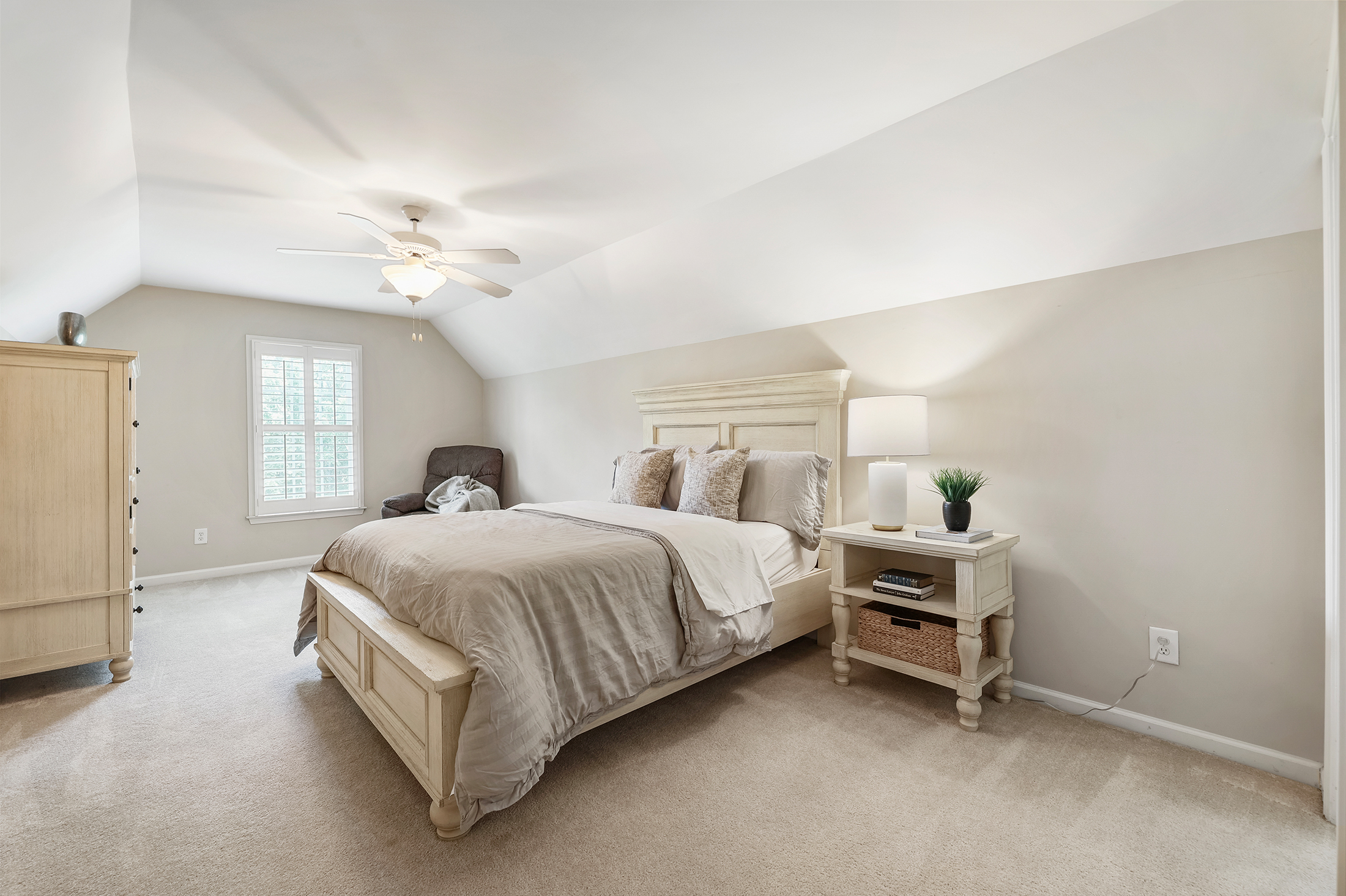  Enjoy Golf Course Living & One of North Forsyth